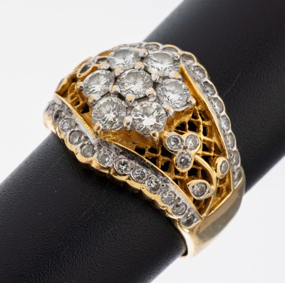 Image 14 kt Gold Brillant-Ring, GG/WG 585/000, 47Brillanten zus. ca. 1.45 ct Weiß/si, ca. ...