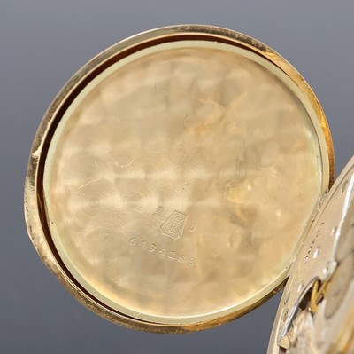 27062467c - OMEGA Herrentaschenuhr in RoseG 585/000, Schweiz um 1928, Strahlen-guill. Geh., ...