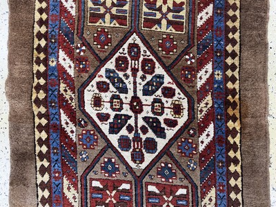 27062486b - Antiker Sarab, Persien, 19.Jhd, Kamel- Wolle, ca. 330 x 103 cm, EHZ: 2(flecken), ...