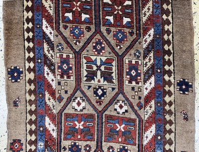 27062486c - Antiker Sarab, Persien, 19.Jhd, Kamel- Wolle, ca. 330 x 103 cm, EHZ: 2(flecken), ...