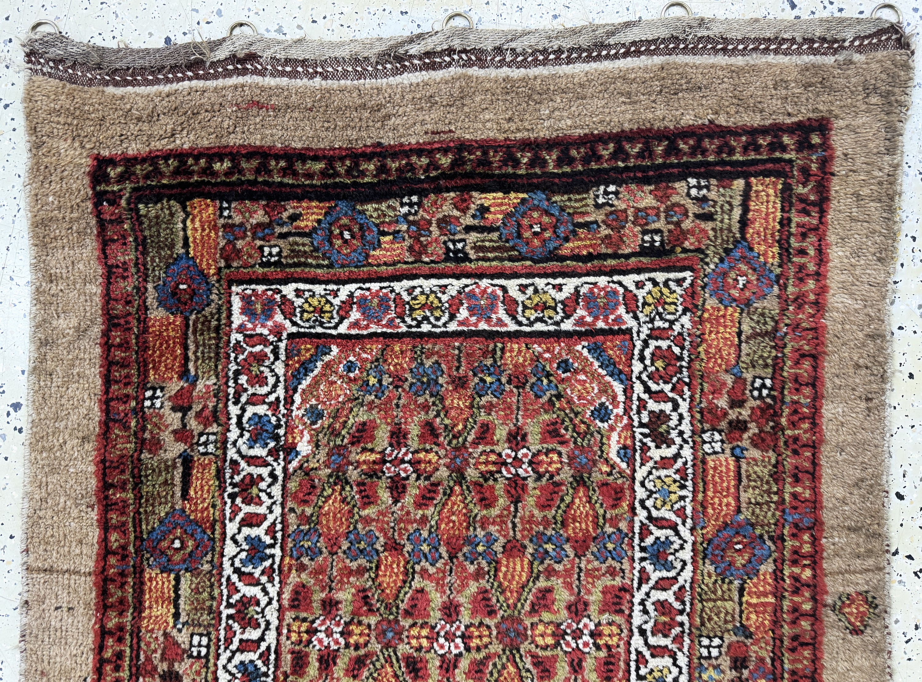 Detail a: Antiker Sarab, Persien, 19.Jhd, Kamel- Wolle, ca. 310 x 110 cm, EHZ: 2