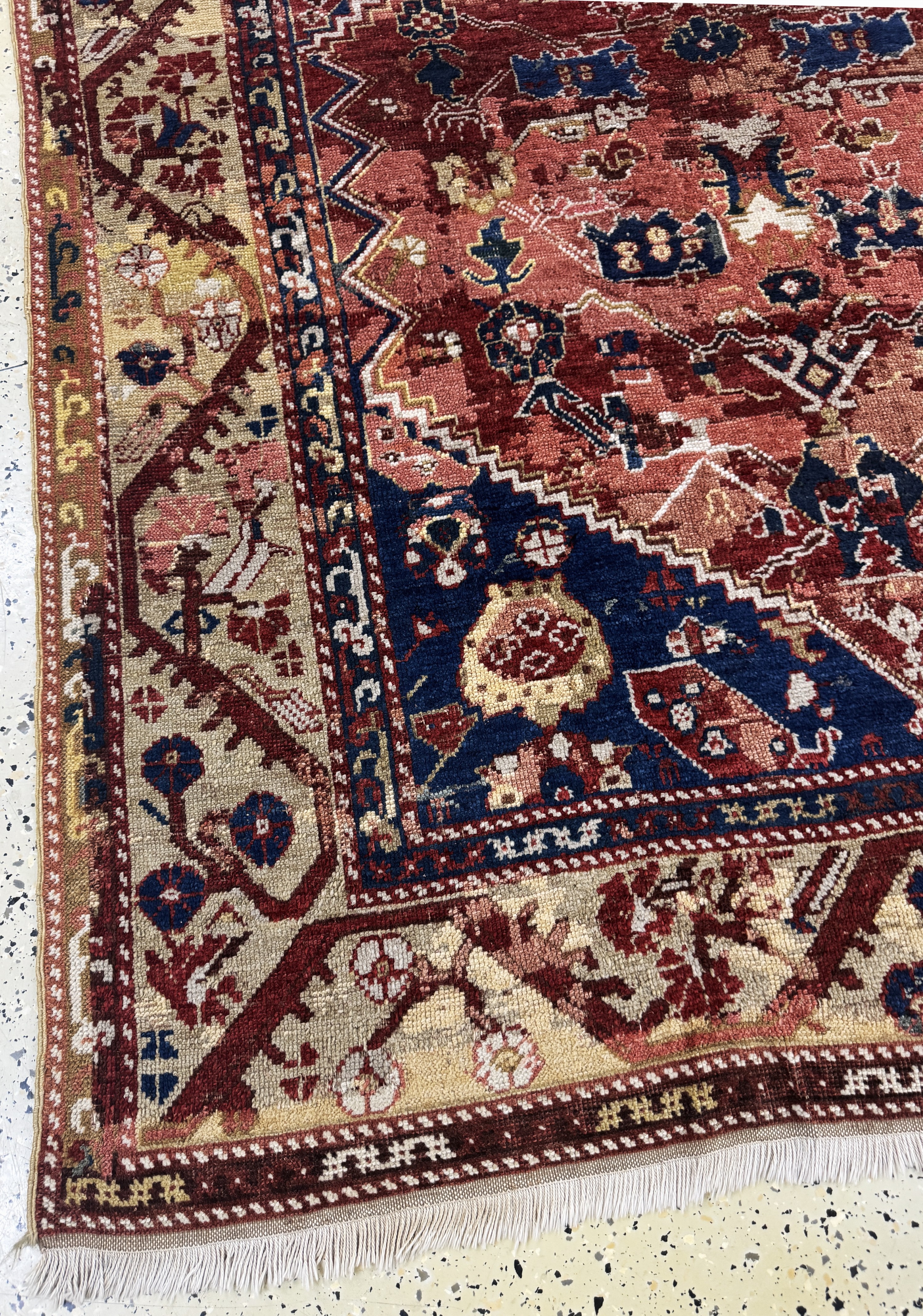 Detail b: Kula antik, Türkei, 19.Jhd, Wolle auf Wolle, ca. 170 x 150 cm, EHZ: 3(restauriert)