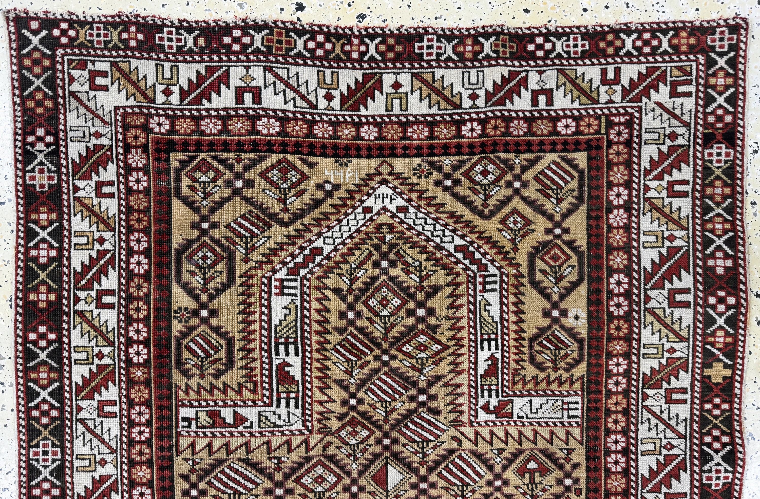 Detail a: Schirwan"Gebetsteppich"antik, Kaukasus, 19.Jhd, Wolle auf Wolle, ca. 160 x 120 cm, EHZ: 3(restauriert)