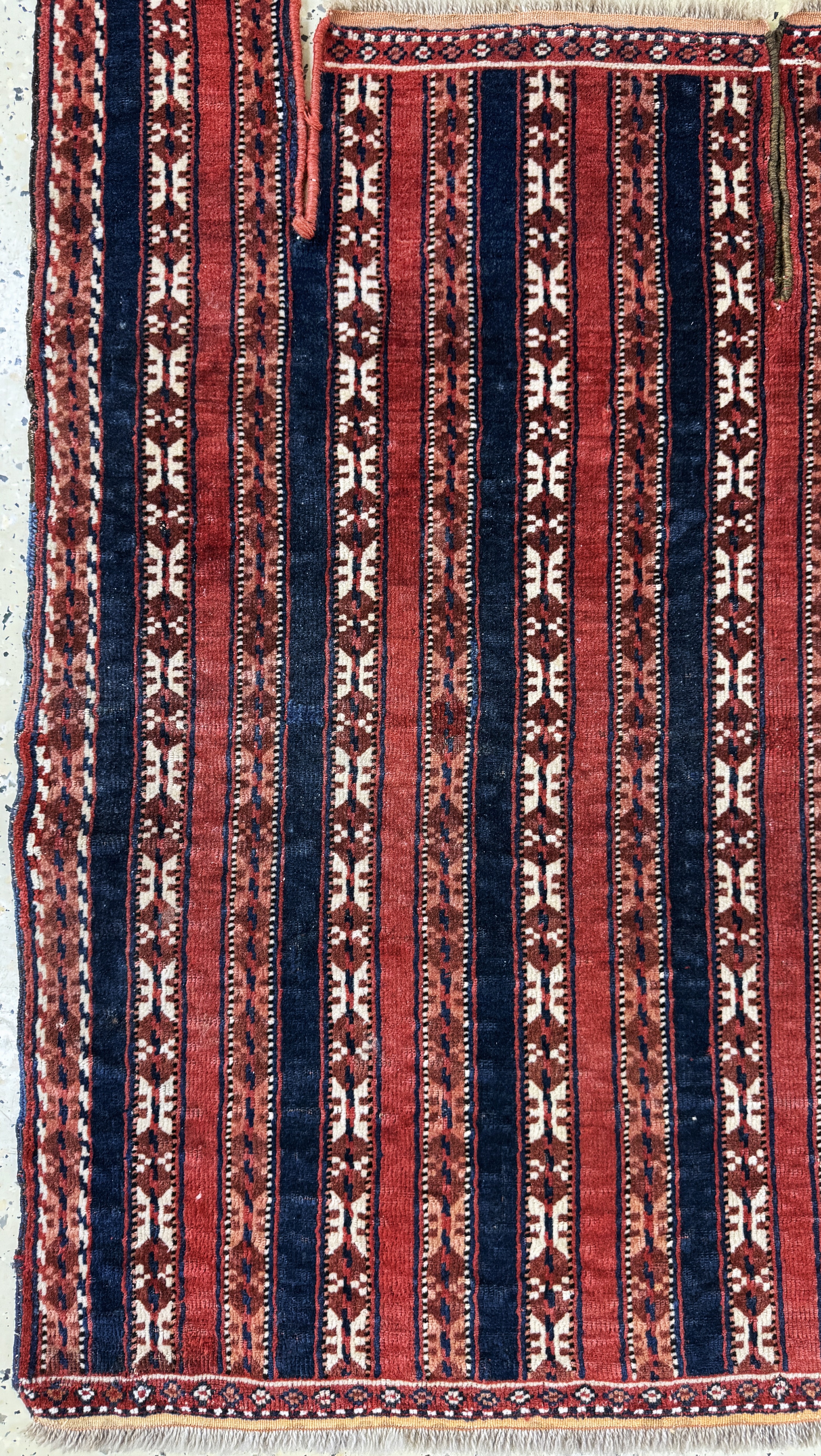 Detail b: Yomud"Pferdedecke"antik, Turkmenistan, um 1900, Wolle auf Wolle, ca. 130 x 100 cm, EHZ: 2(kleine Restaurierung)