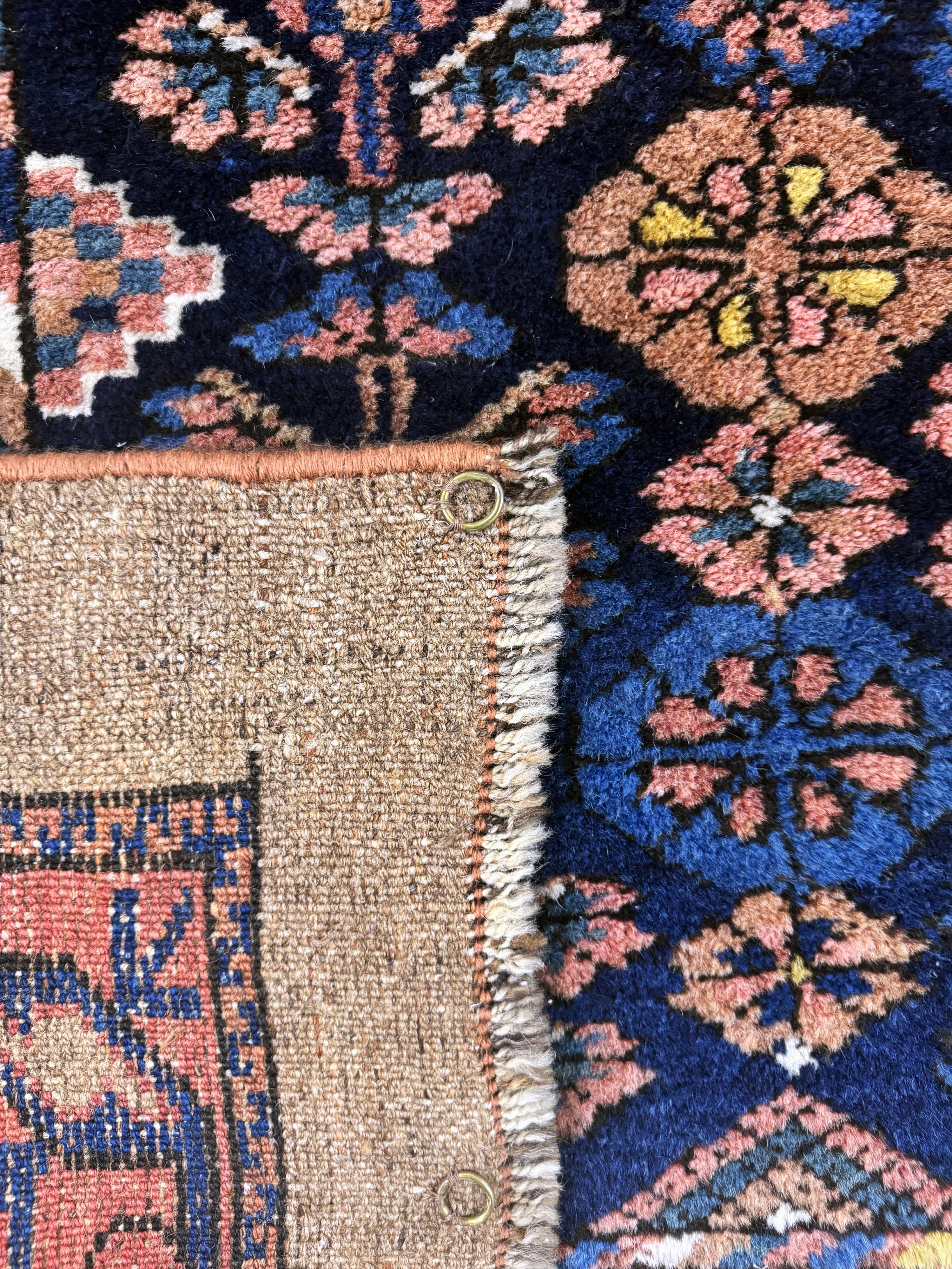 Detail g: Antiker Sarab, Persien, 19.Jhd, Kamel- Wolle, ca. 205 x 120 cm, EHZ: 2, (kleine Restaurierungen).