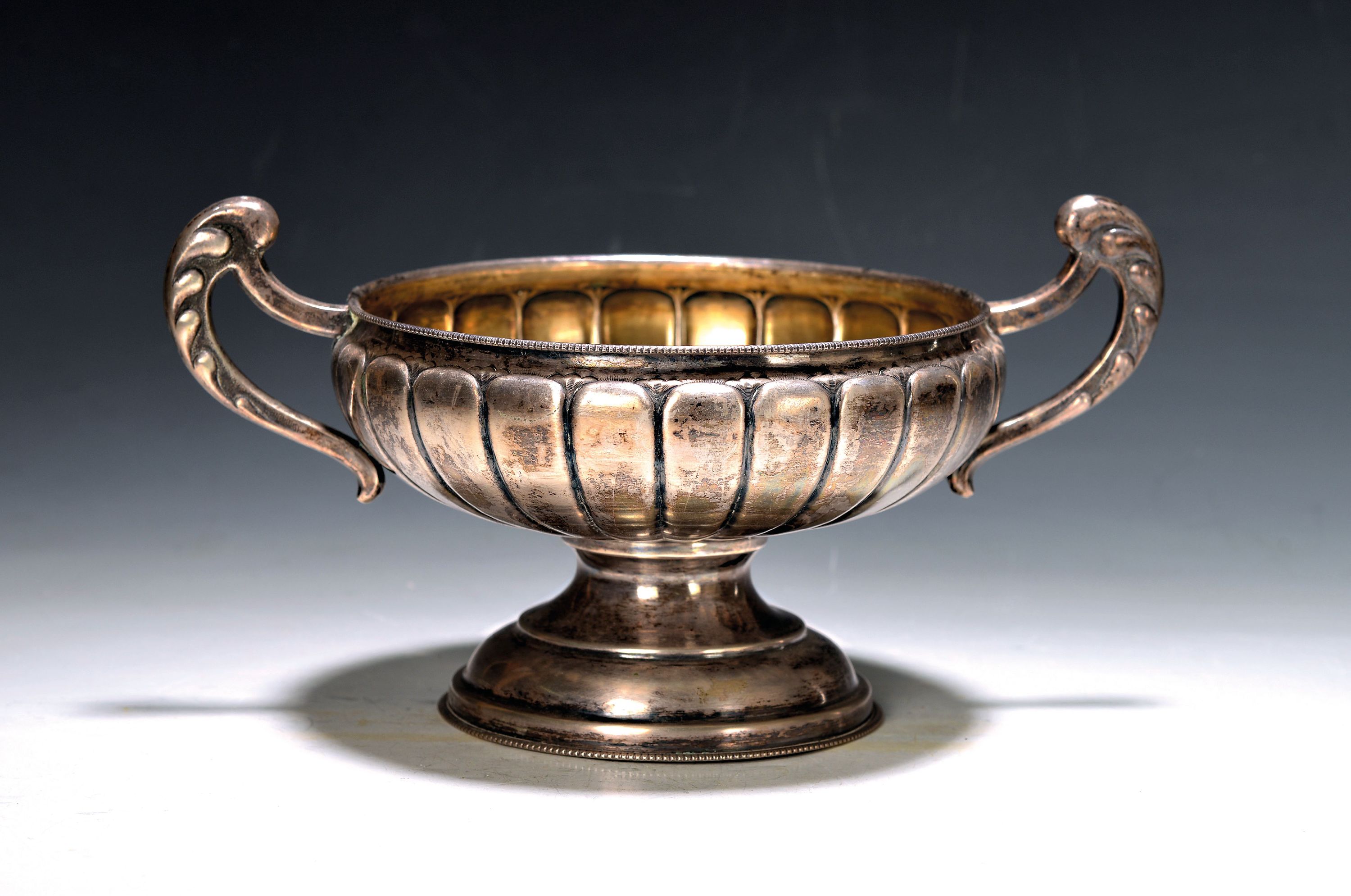 Image 27062546 - Doppelhenkelschale, Budapest, Österreich -Ungarn, 1867-72, 800er, ca. 599g, godroniert, ...