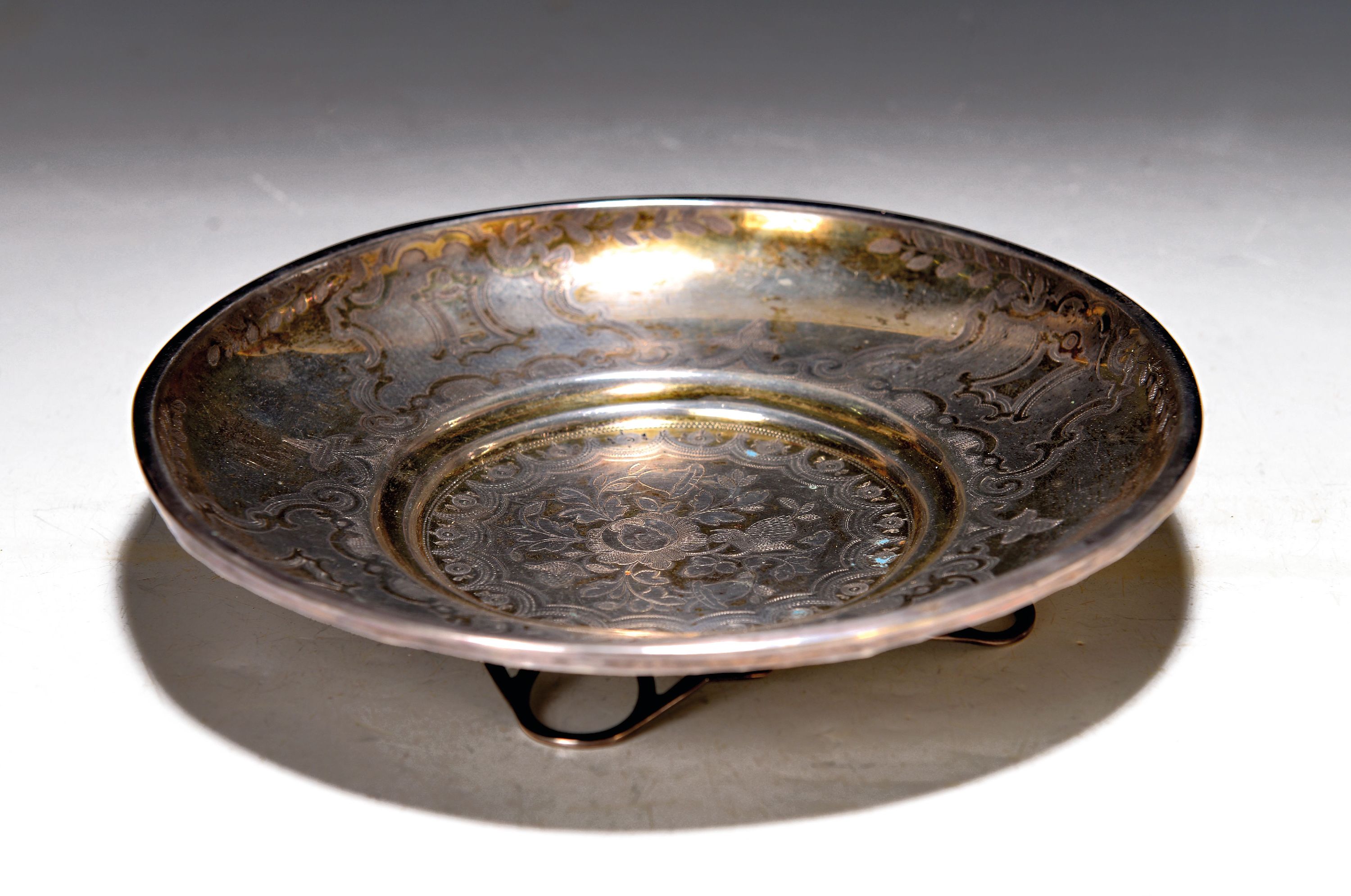 Image 27062558 - Schale aus Silber, Österreich, 1867-72, 800er, feine florale Gravuren, vergoldet jedoch ...
