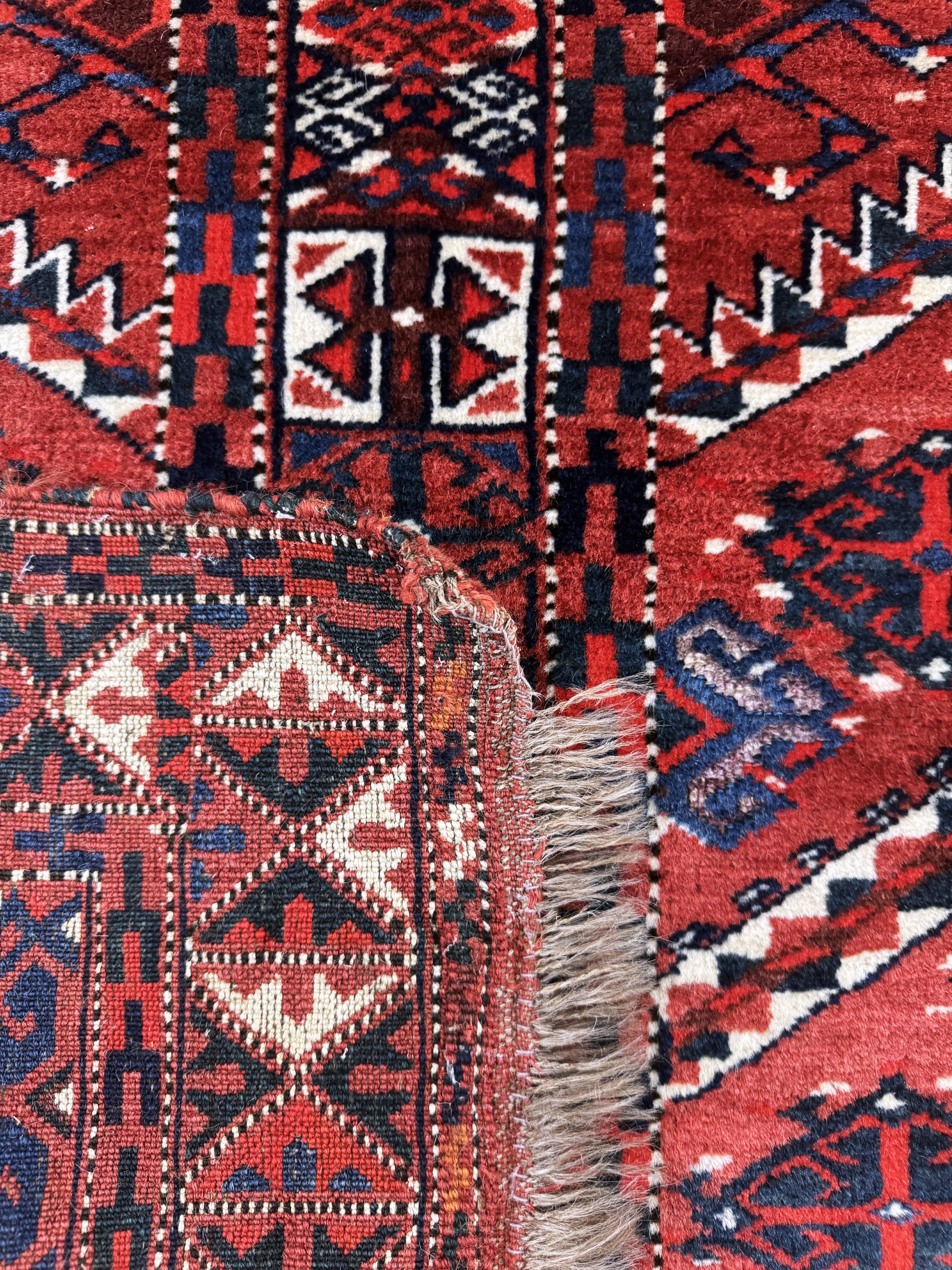 Detail g: Yomud"Salachak"antik, Turkmenistan, 19.Jhd,Wolle auf Wolle mit"Seiden-Highlight", ca. 125 x 90 cm, EHZ: 2(kleine ...
