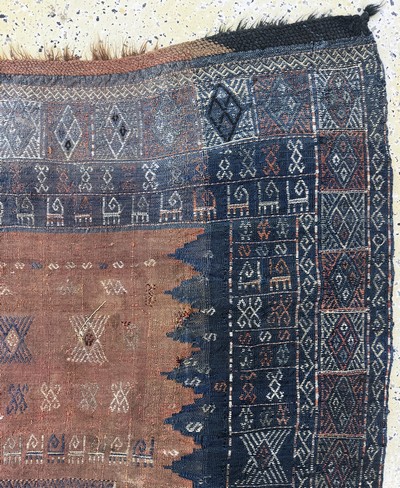 27062565e - Antike Verneh, Türkei, 19.Jhd, Wolle auf Wolle, ca. 200 x 145 cm, EHZ: 3(restauriert) ...