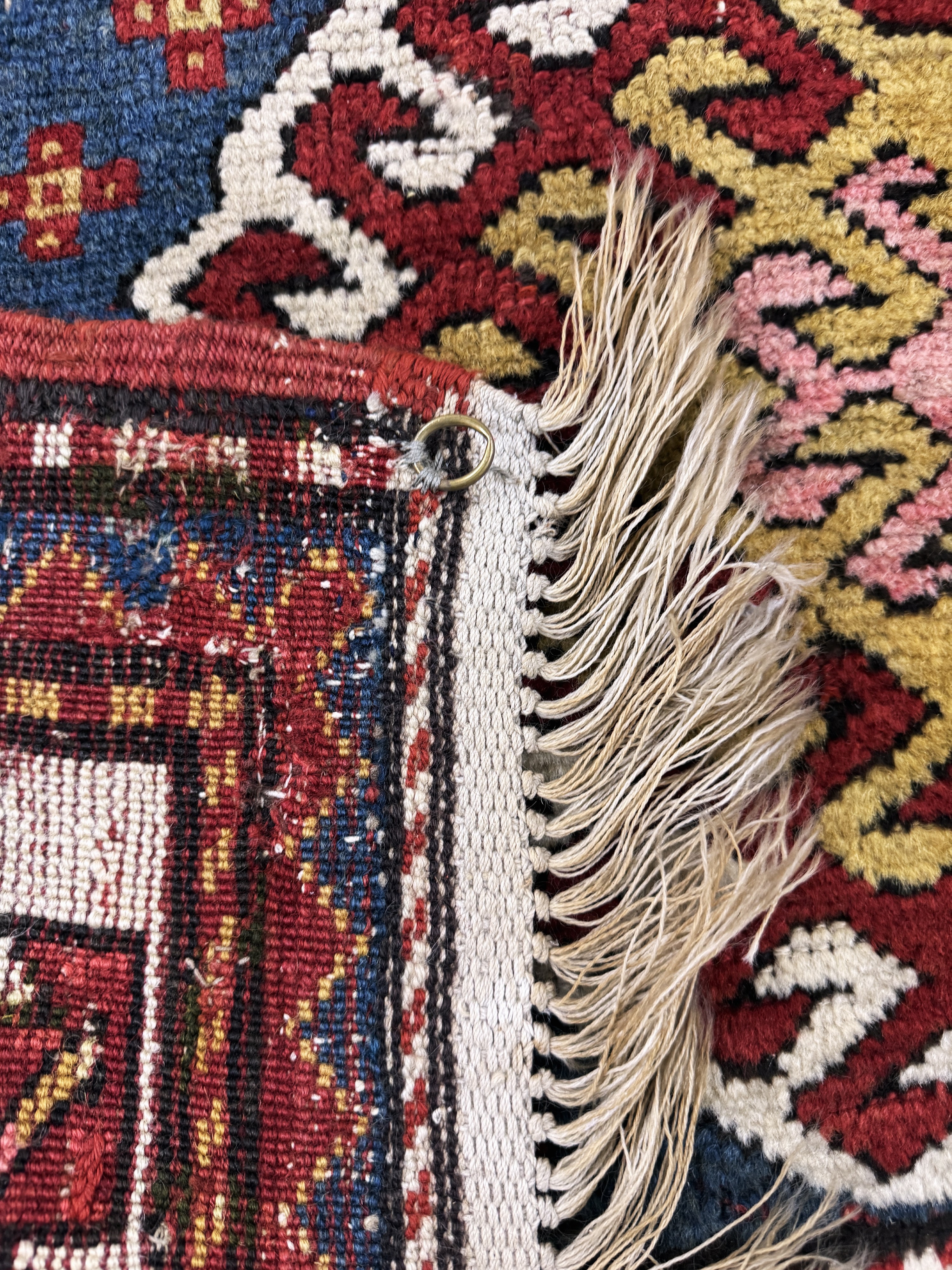 Detail g: Kazak antik, Kaukasus, um 1900, Wolle auf Wolle, ca. 220 x 110 cm, EHZ: 2-3(restauriert)