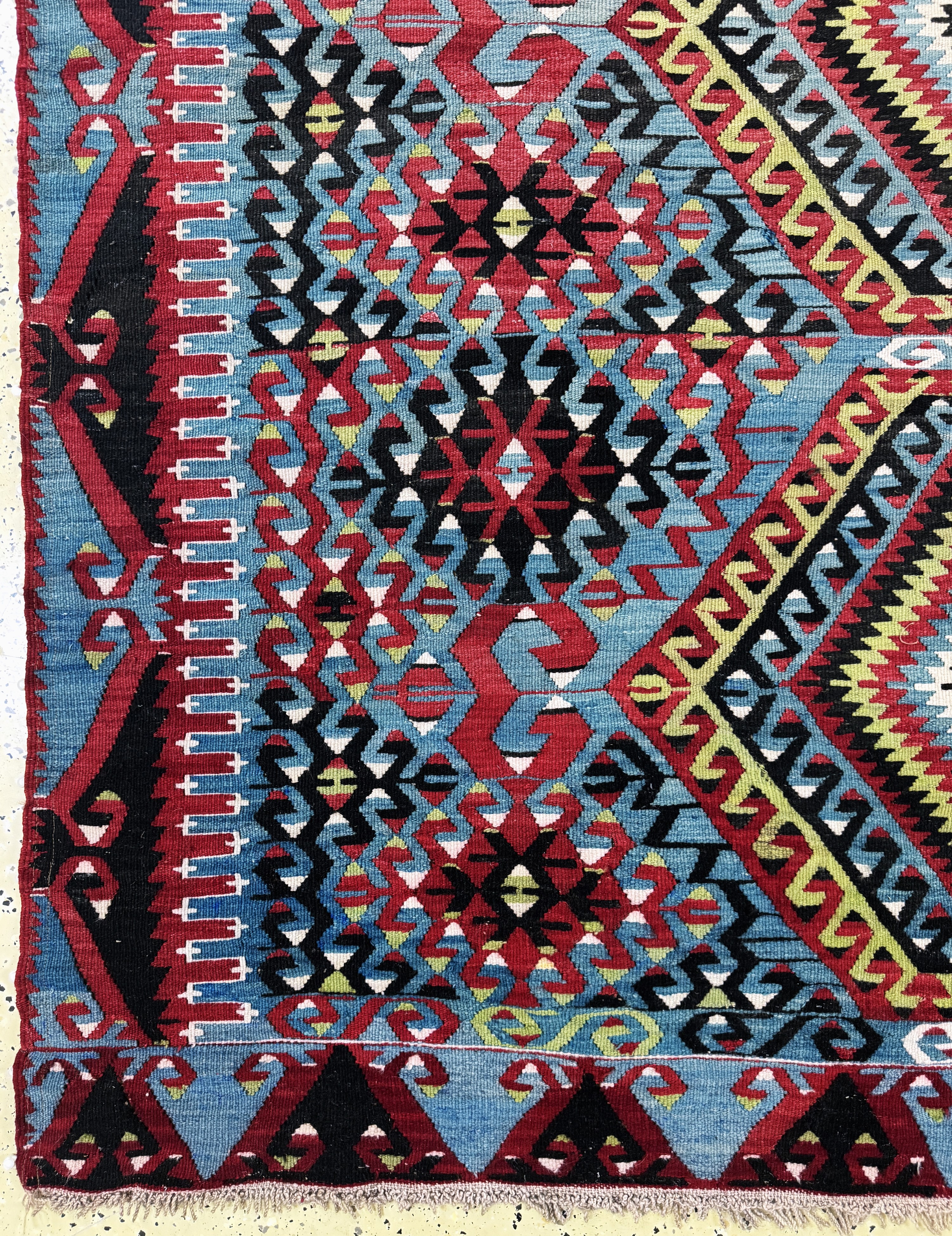 Detail b: Anatol Kelim, Türkei, Anfang 20.Jhd, Wolle auf Wolle, ca. 350 x 190 cm, EHZ: 2