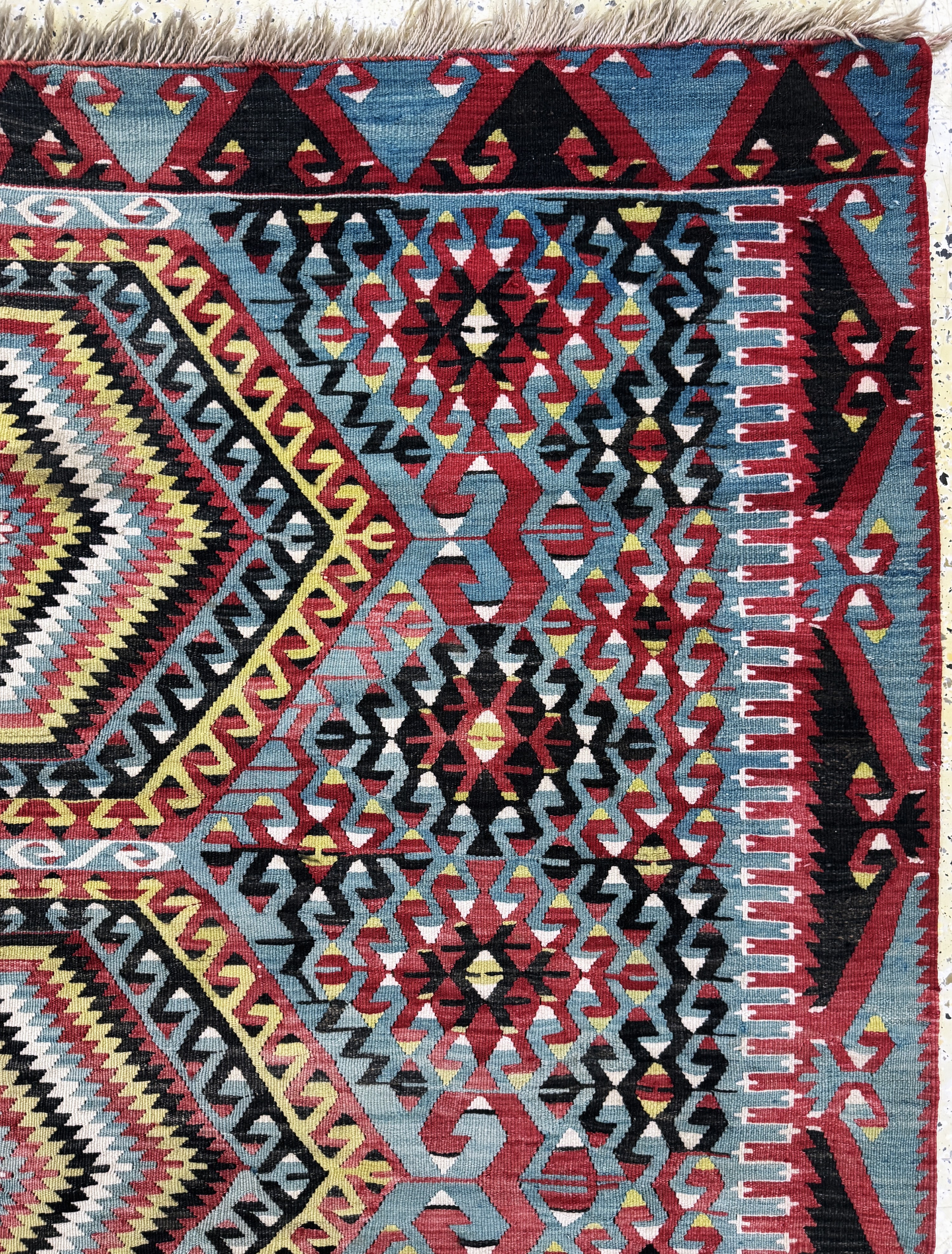 Detail f: Anatol Kelim, Türkei, Anfang 20.Jhd, Wolle auf Wolle, ca. 350 x 190 cm, EHZ: 2