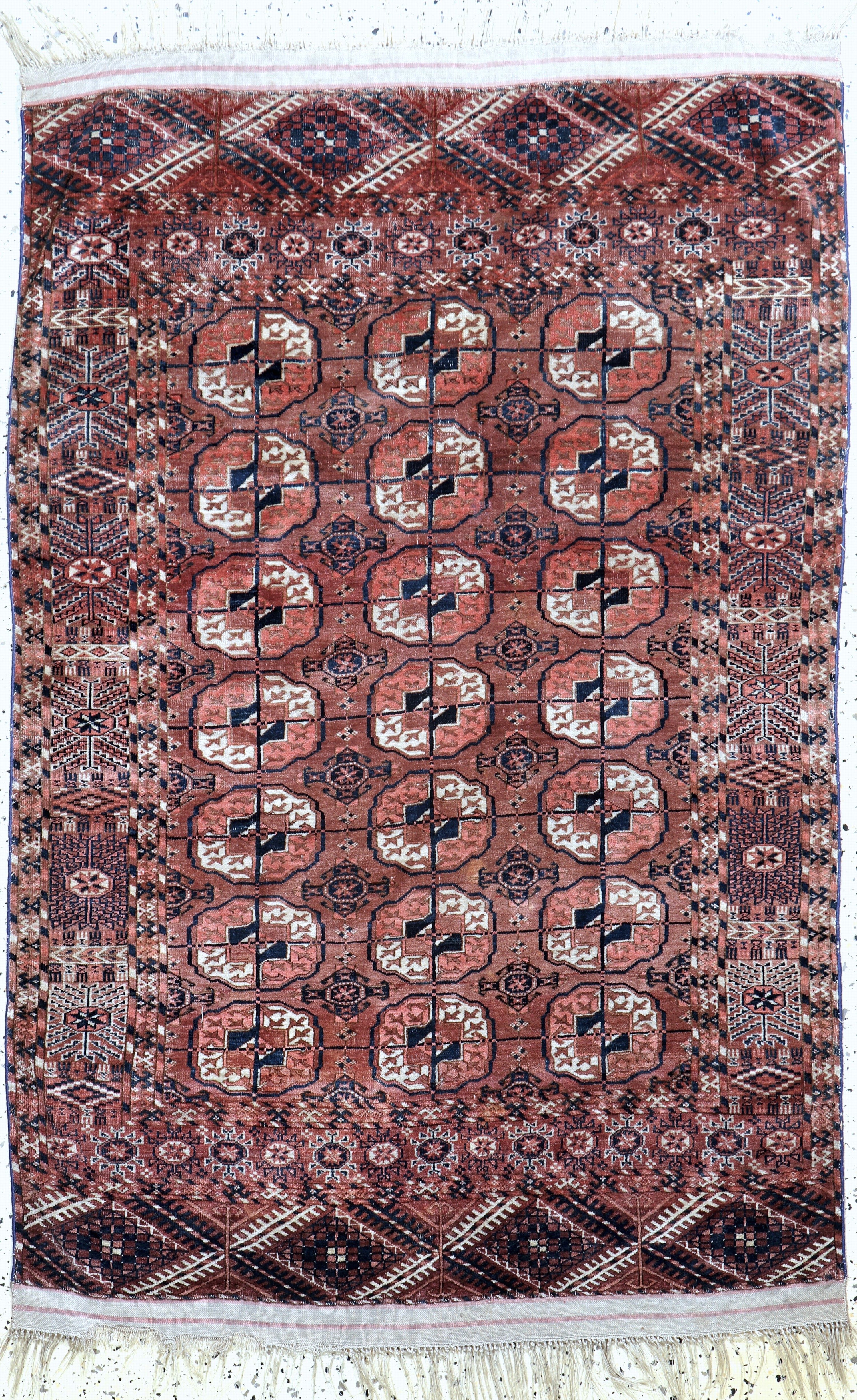 Image 27062612 - Tekke antik, Turkmenistan, 19.Jhd, Wolle auf Wolle, ca. 150 x 110 cm, EHZ: 3 ...