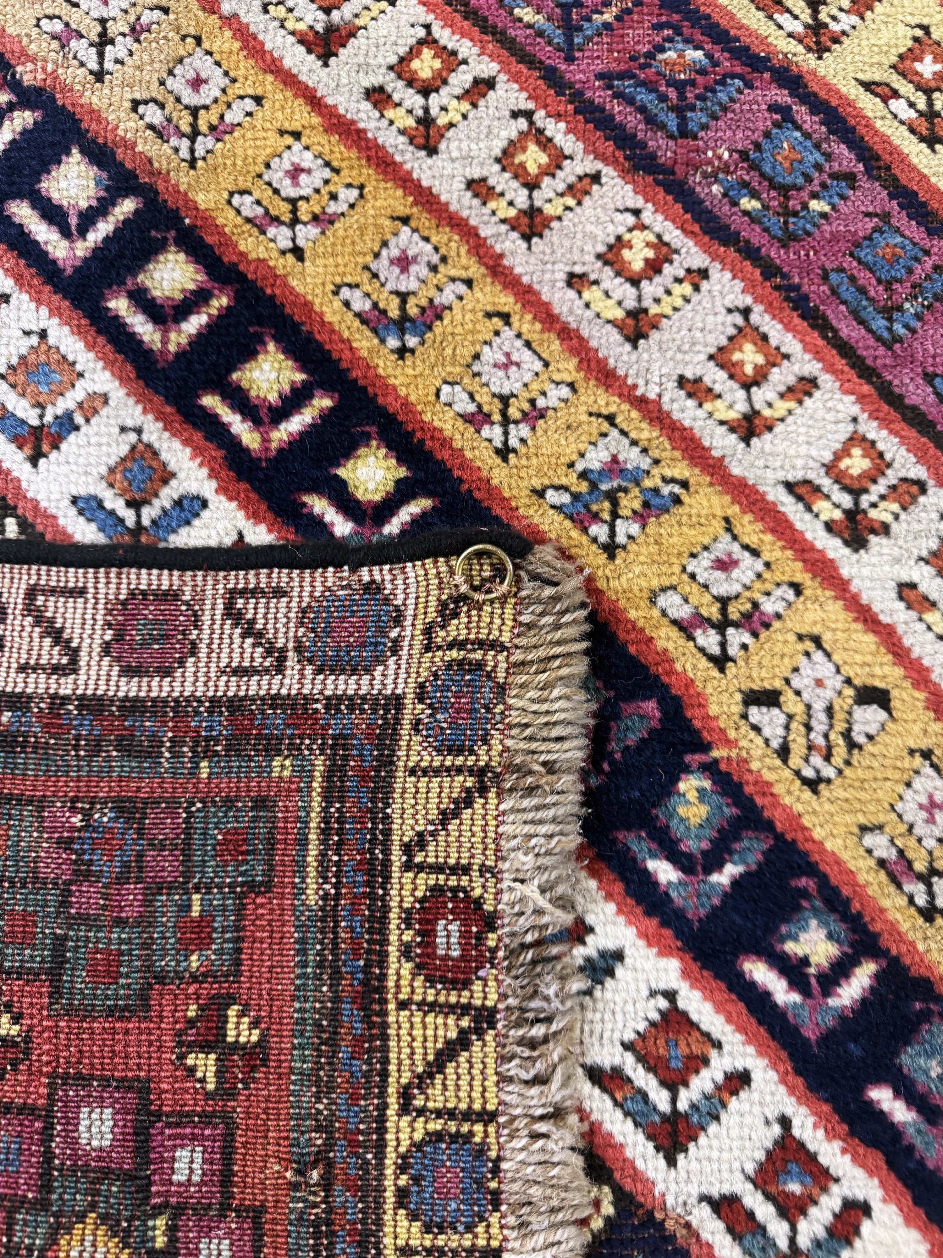 Detail h: "Gendje"Kazak antik, Kaukasus, 19.Jhd, Wolle auf Wolle, ca. 265 x 118 cm, EHZ: 3( Florfehlstellen & Restaurierungen).