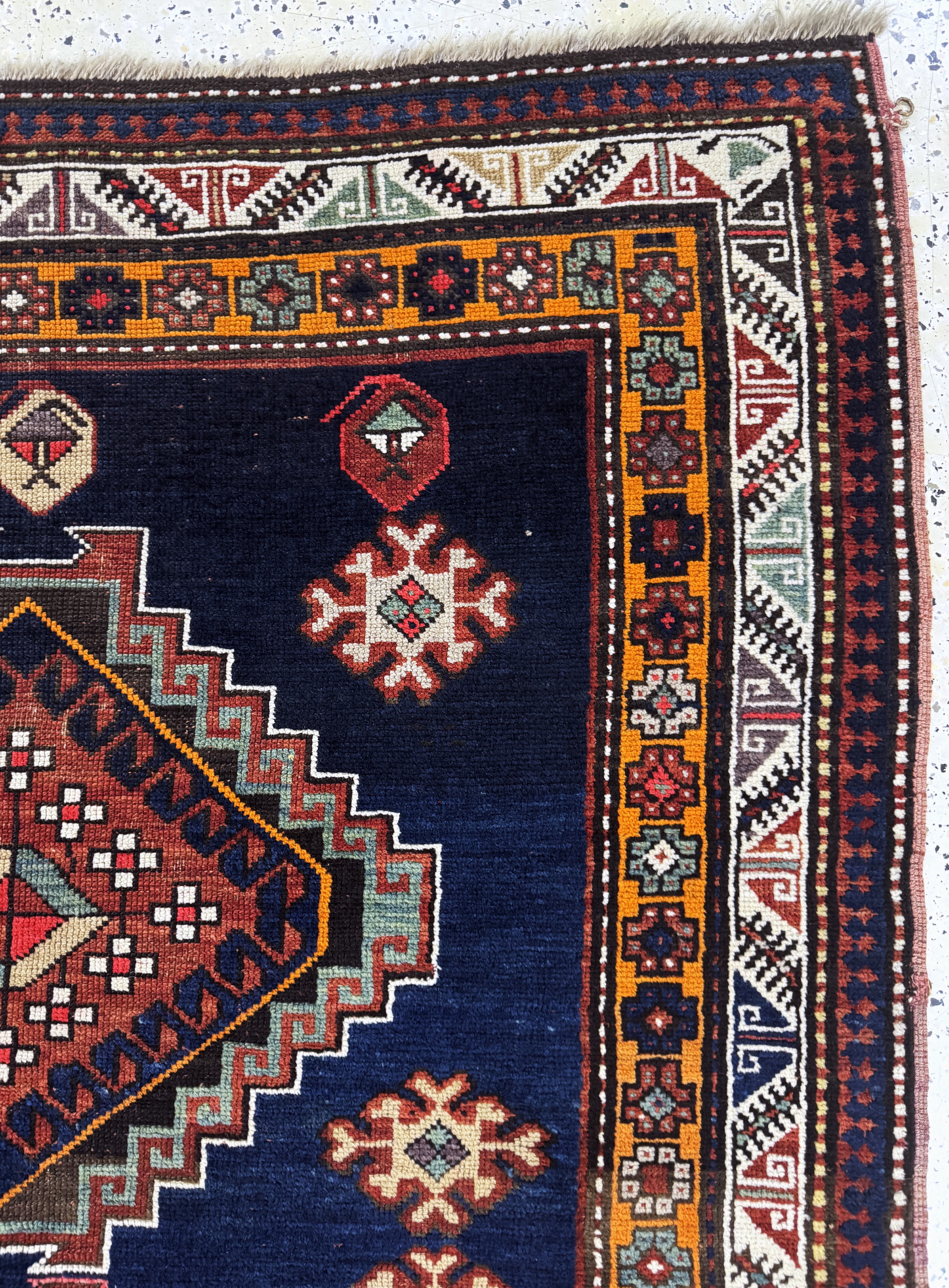 Detail d: Kazak antik, Kaukasus, 19.Jhd, Wolle auf Wolle, ca. 240 x 145 cm, EHZ: 2-3