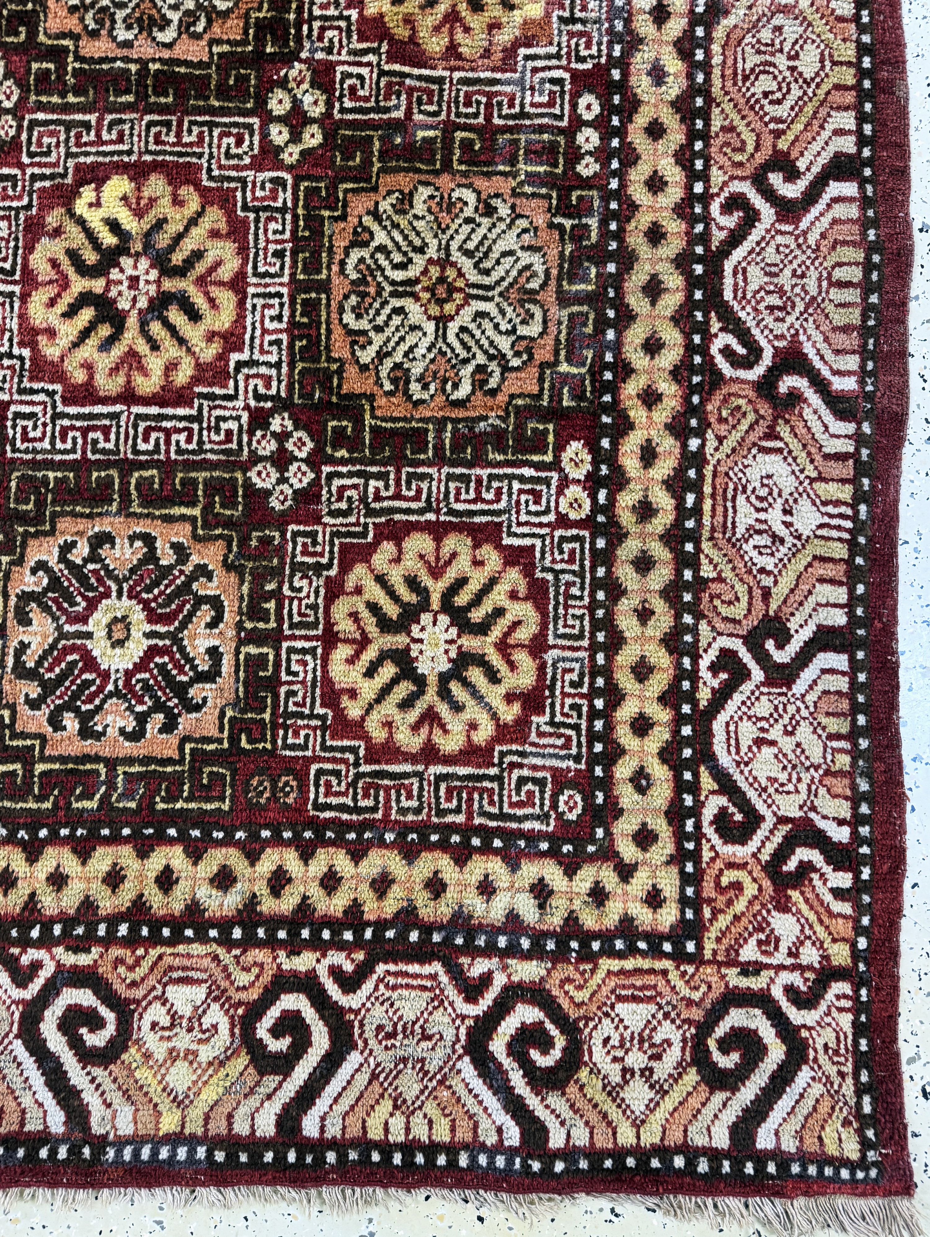 Detail a: Khotan antik, Torkestan, 19.Jhd, Wolle auf Wolle, ca. 345 x 170 cm, EHZ: 3(restauriert)