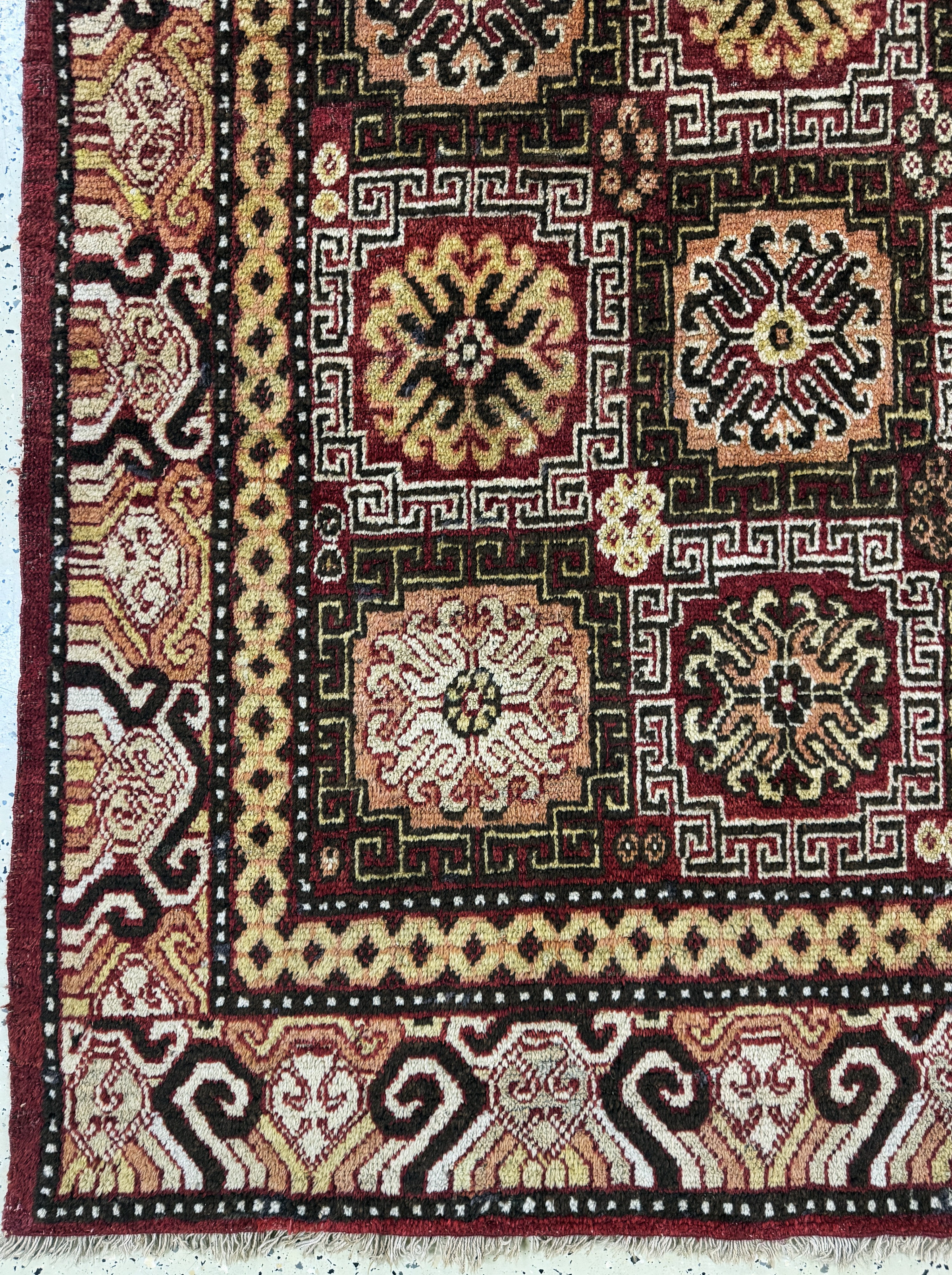Detail b: Khotan antik, Torkestan, 19.Jhd, Wolle auf Wolle, ca. 345 x 170 cm, EHZ: 3(restauriert)