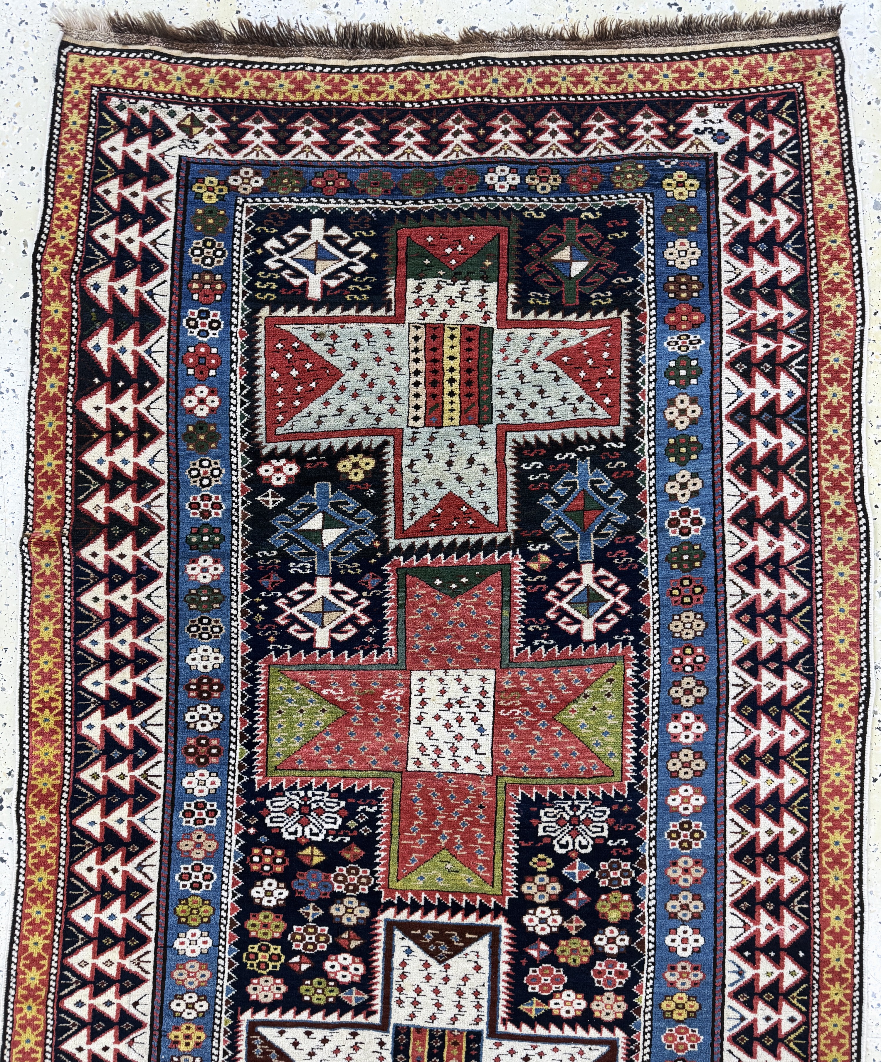 Detail d: Schirwan antik, Kaukasus, 19.Jhd, Wolle aufWolle, ca. 280 x 120 cm, EHZ: 2
