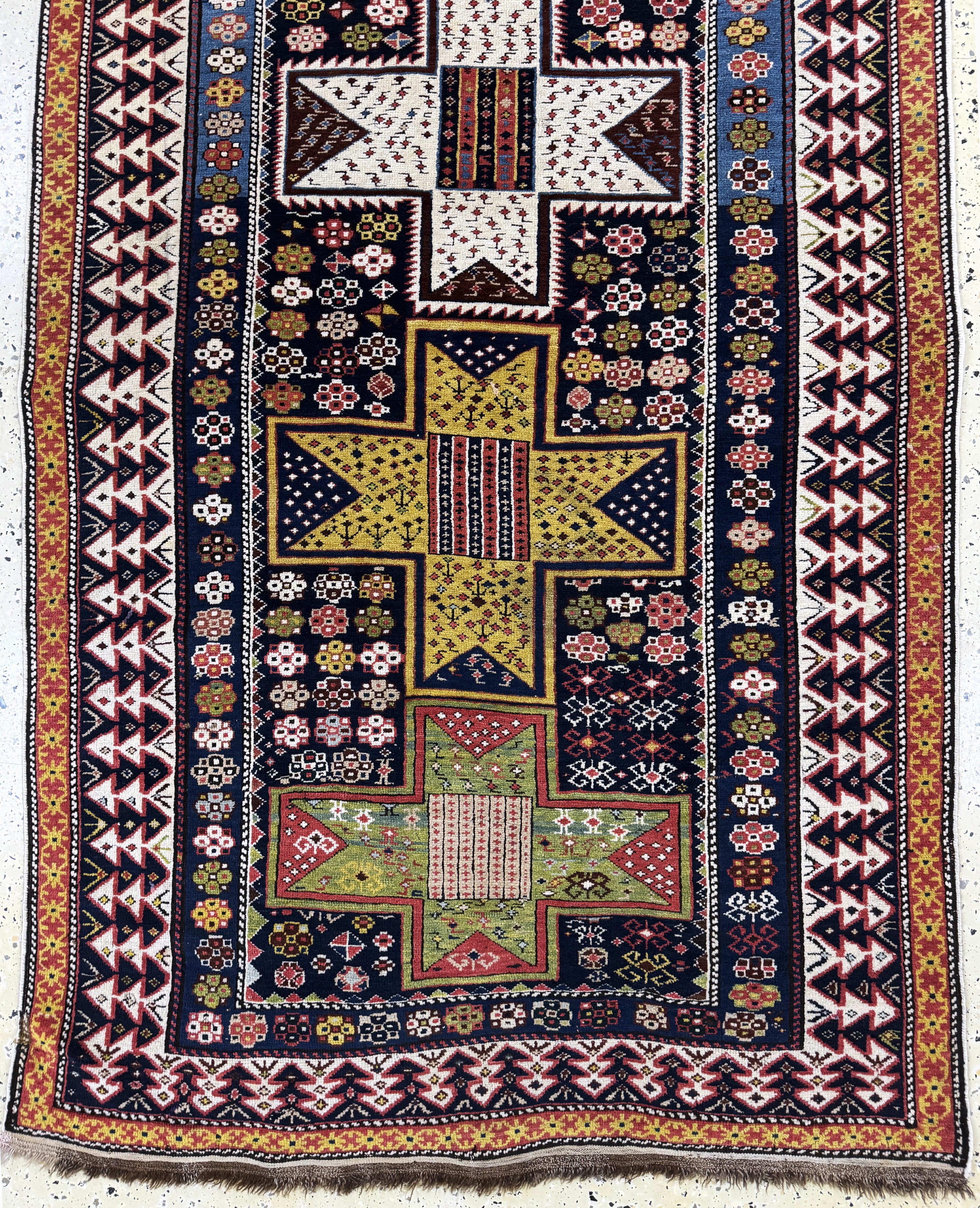 Detail f: Schirwan antik, Kaukasus, 19.Jhd, Wolle aufWolle, ca. 280 x 120 cm, EHZ: 2