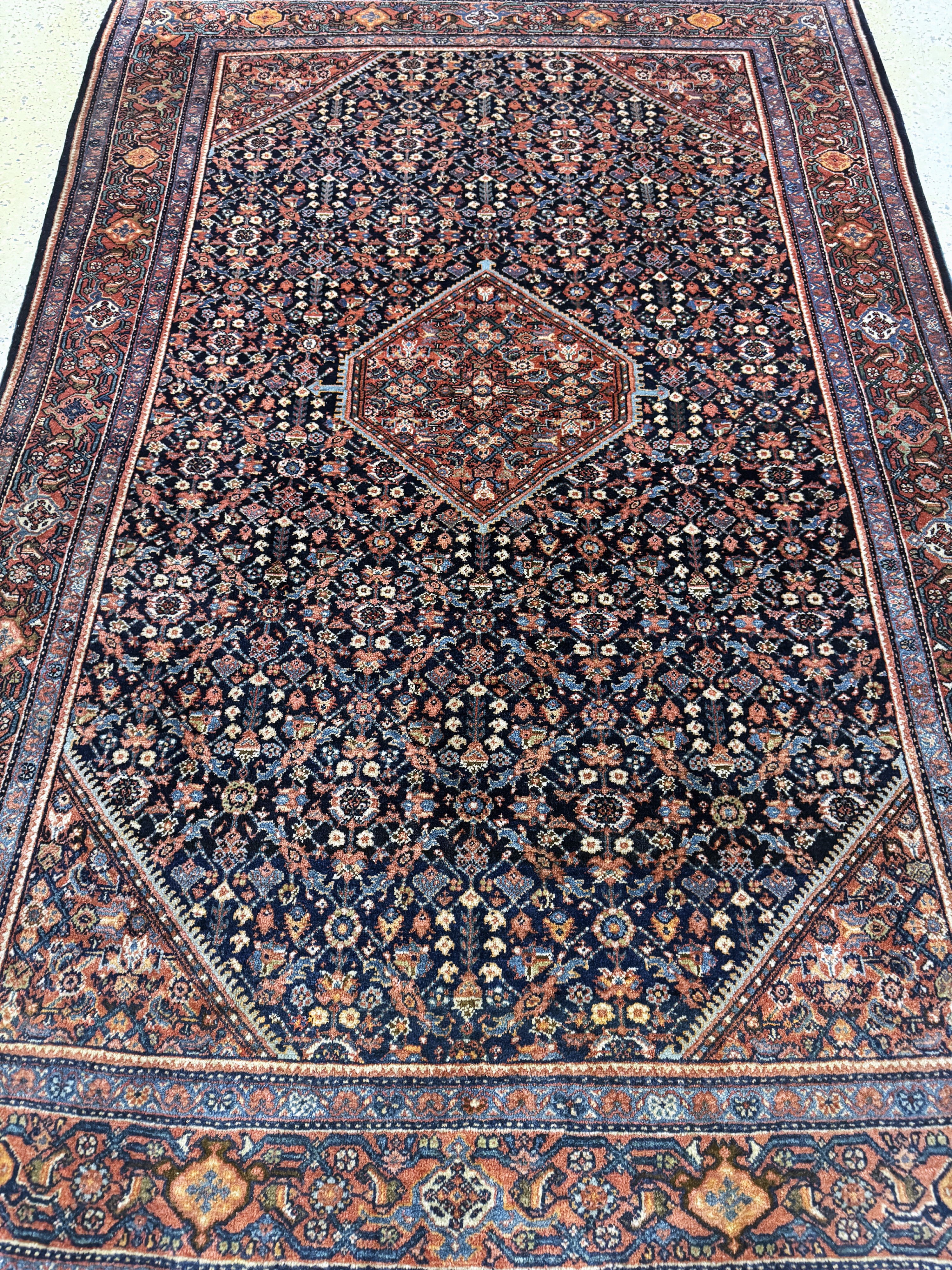 Detail d: Bidjar antik, Persien, um 1900, Wolle auf Baumwolle, ca. 200 x 135 cm, EHZ: 2-3