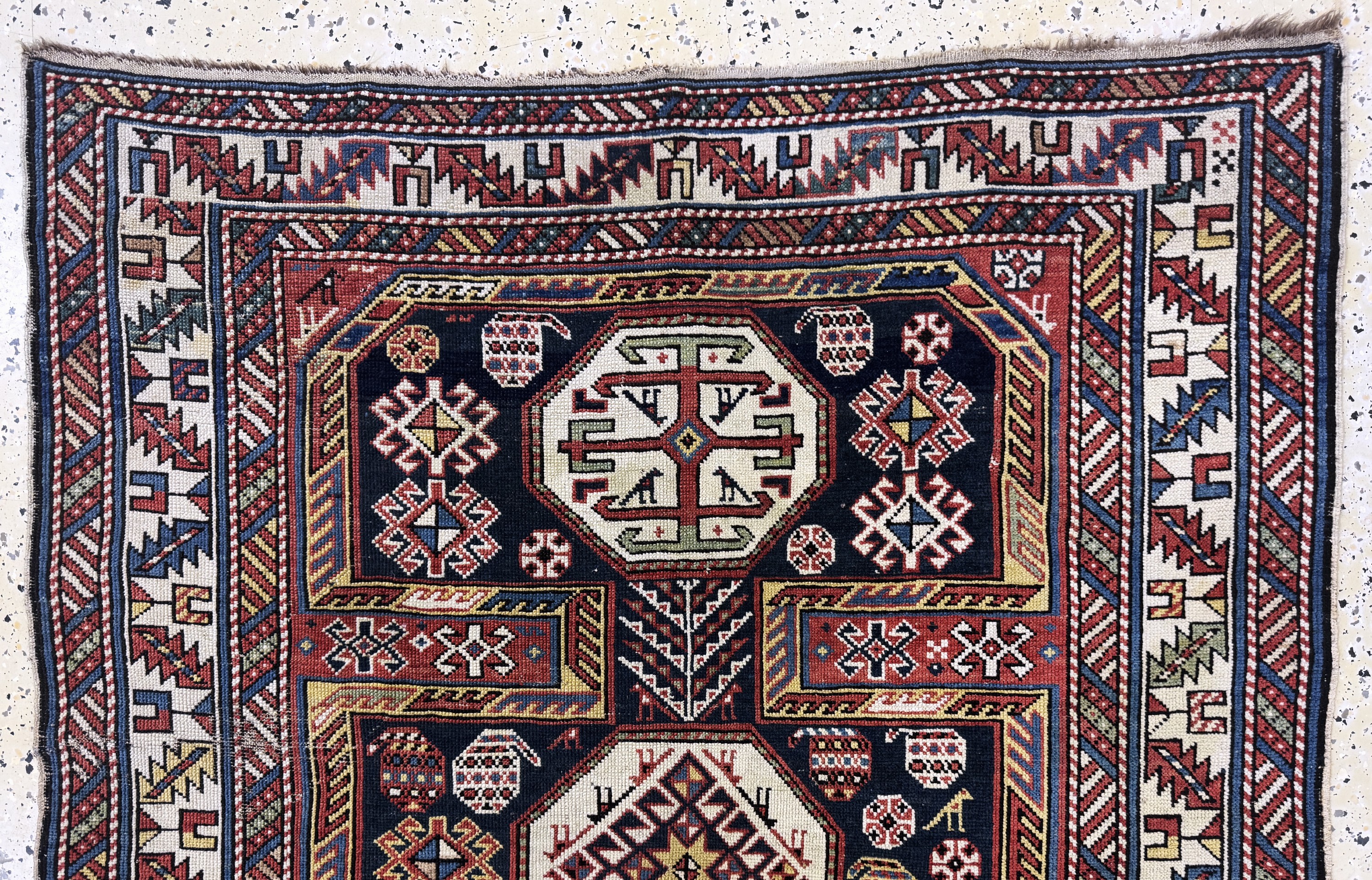 Detail a: Antiker"Schirwan"Kazak, Kaukasus, 19.Jhd, Wolle auf Wolle, ca. 195 x 115 cm, EHZ: 3