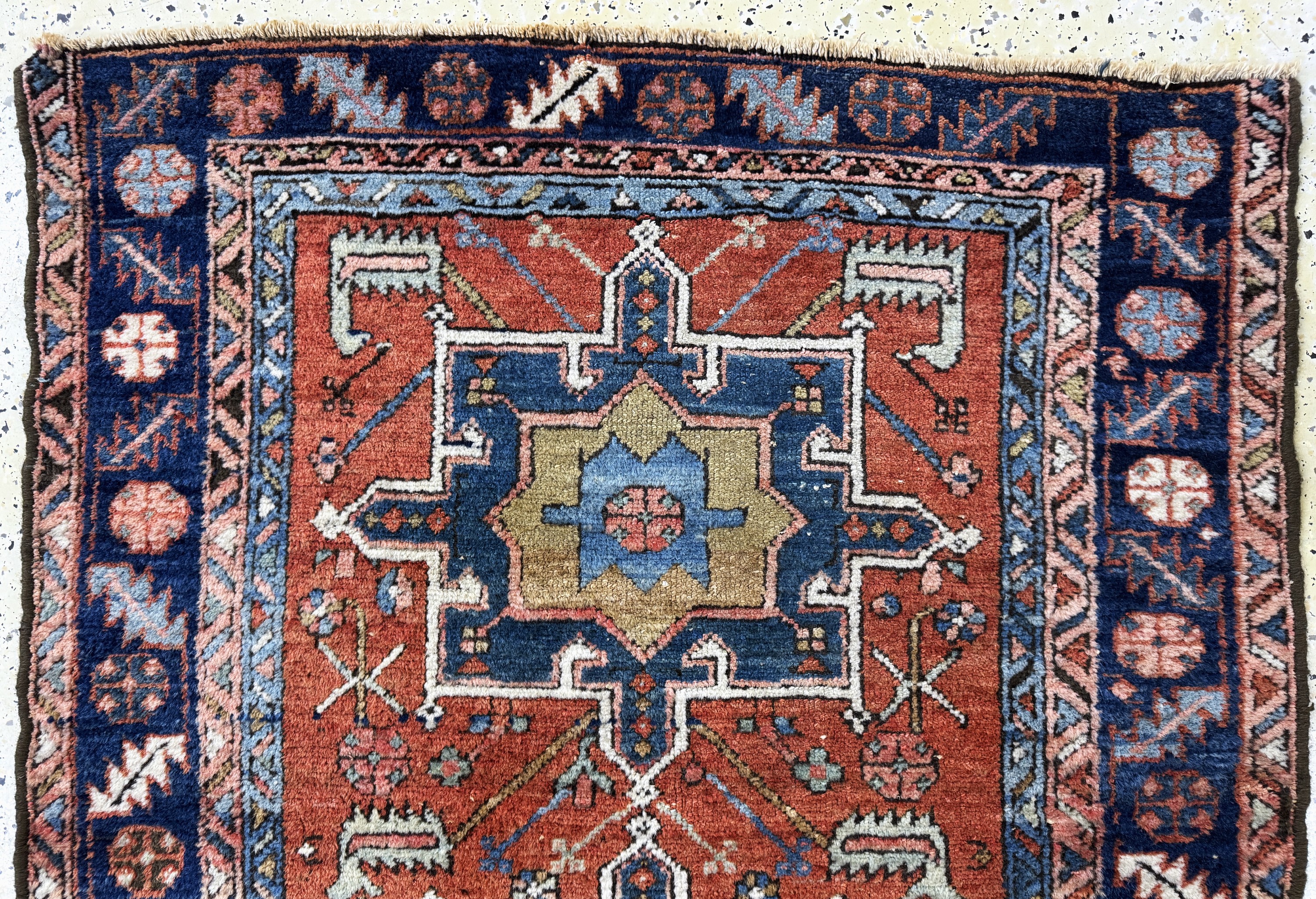 Detail a: Heriz antik, Persien, um 1900, Wolle auf Baumwolle, ca. 130 x 110 cm, EHZ: 3