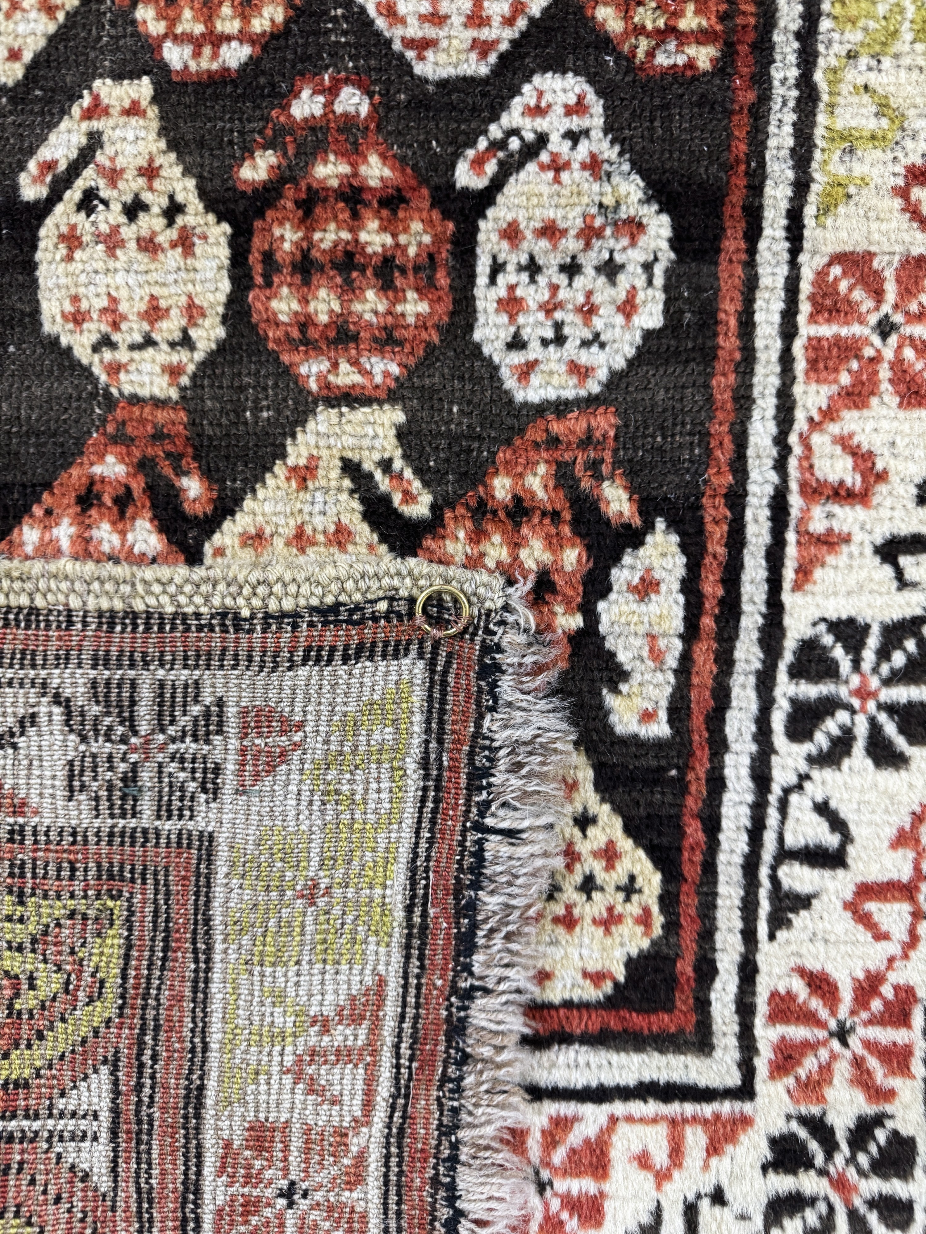 Detail g: Kazak antik, Kaukasus, 19.Jhd, Wolle auf Wolle, ca. 370 x 90 cm, EHZ: 2-3
