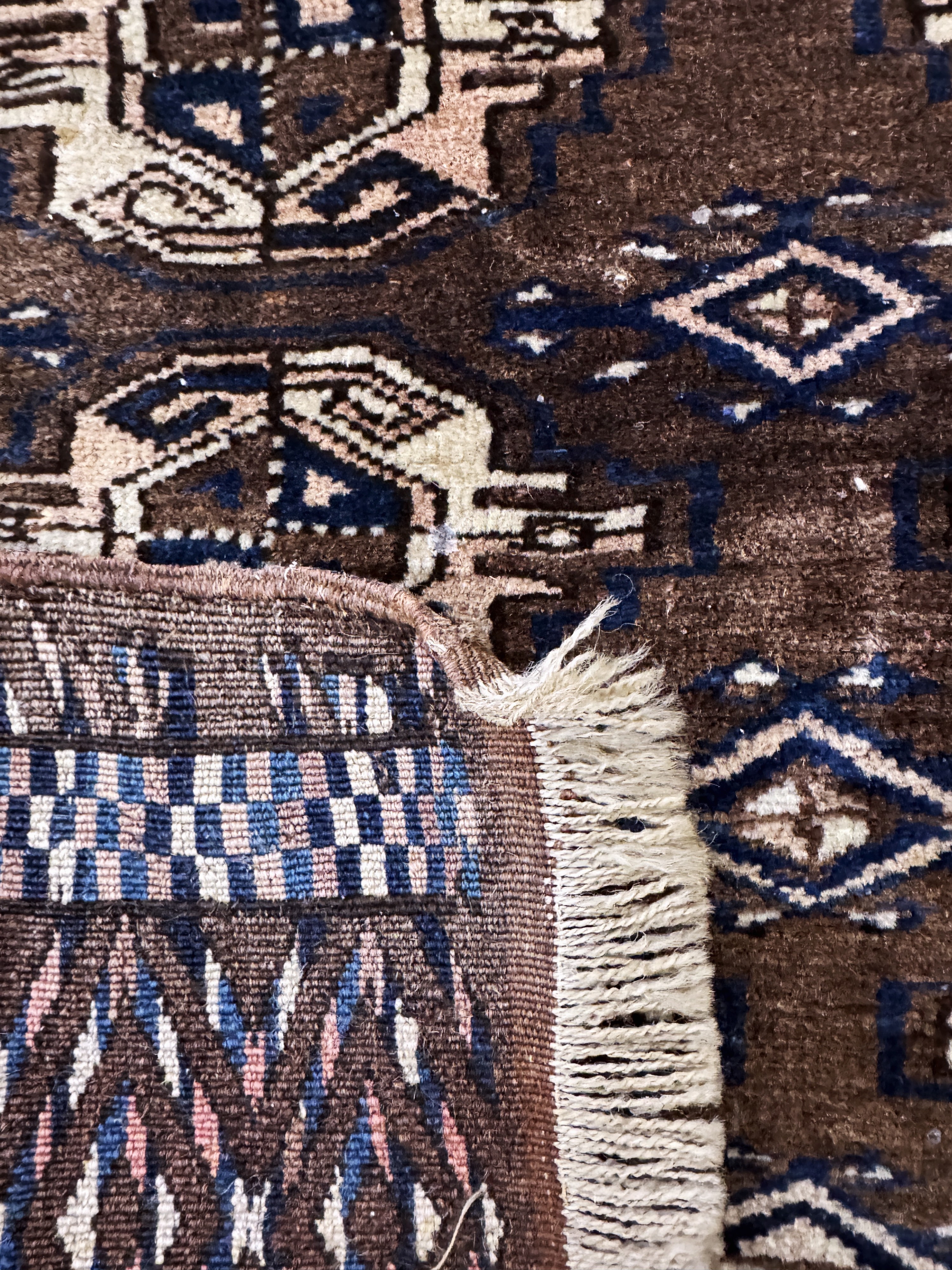 Detail d: Tekke Tschowal antik, Turkmenistan, 19.Jhd,Wolle auf Wolle, ca. 122 x 75 cm, EHZ: 2