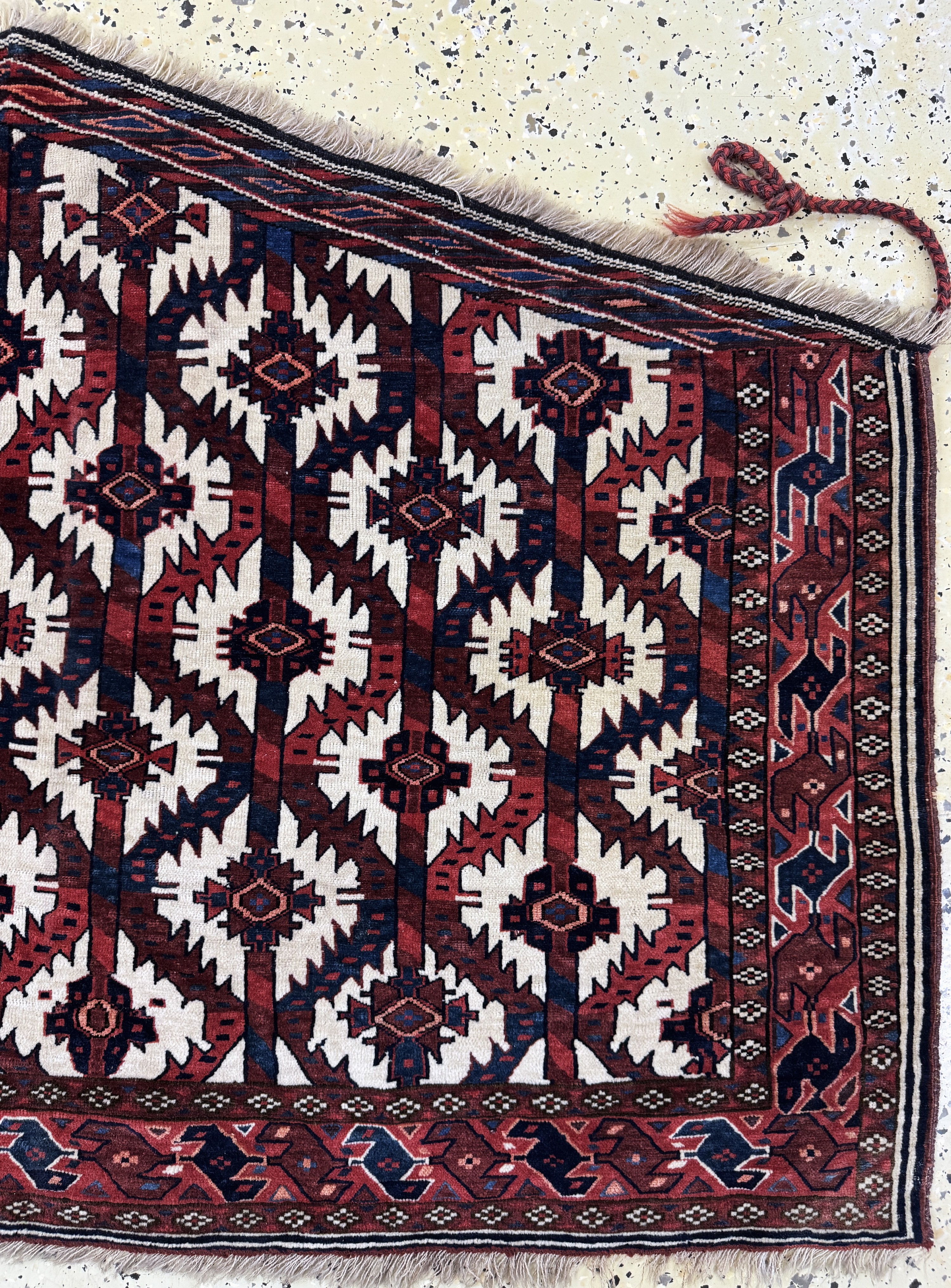 Detail a: Asmalyk antik, Turkmenistan, 19.Jhd, Wolle auf Wolle, ca. 135 x 85 cm, EHZ: 3