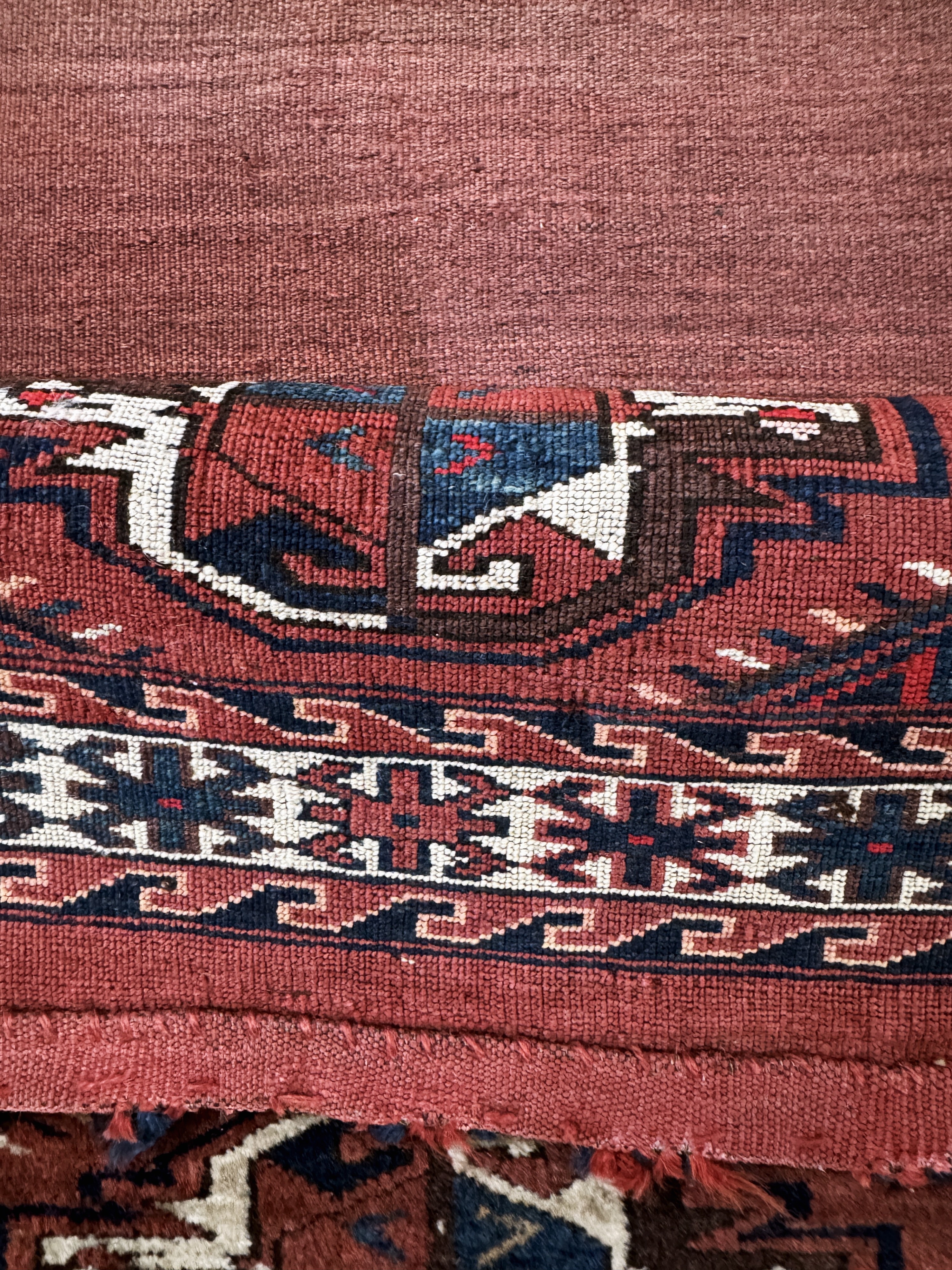 Detail d: Tekke Tschowal, Turkmenistan, um 1900, Wolle auf Wolle, ca. 110 x 75 cm, EHZ: 2