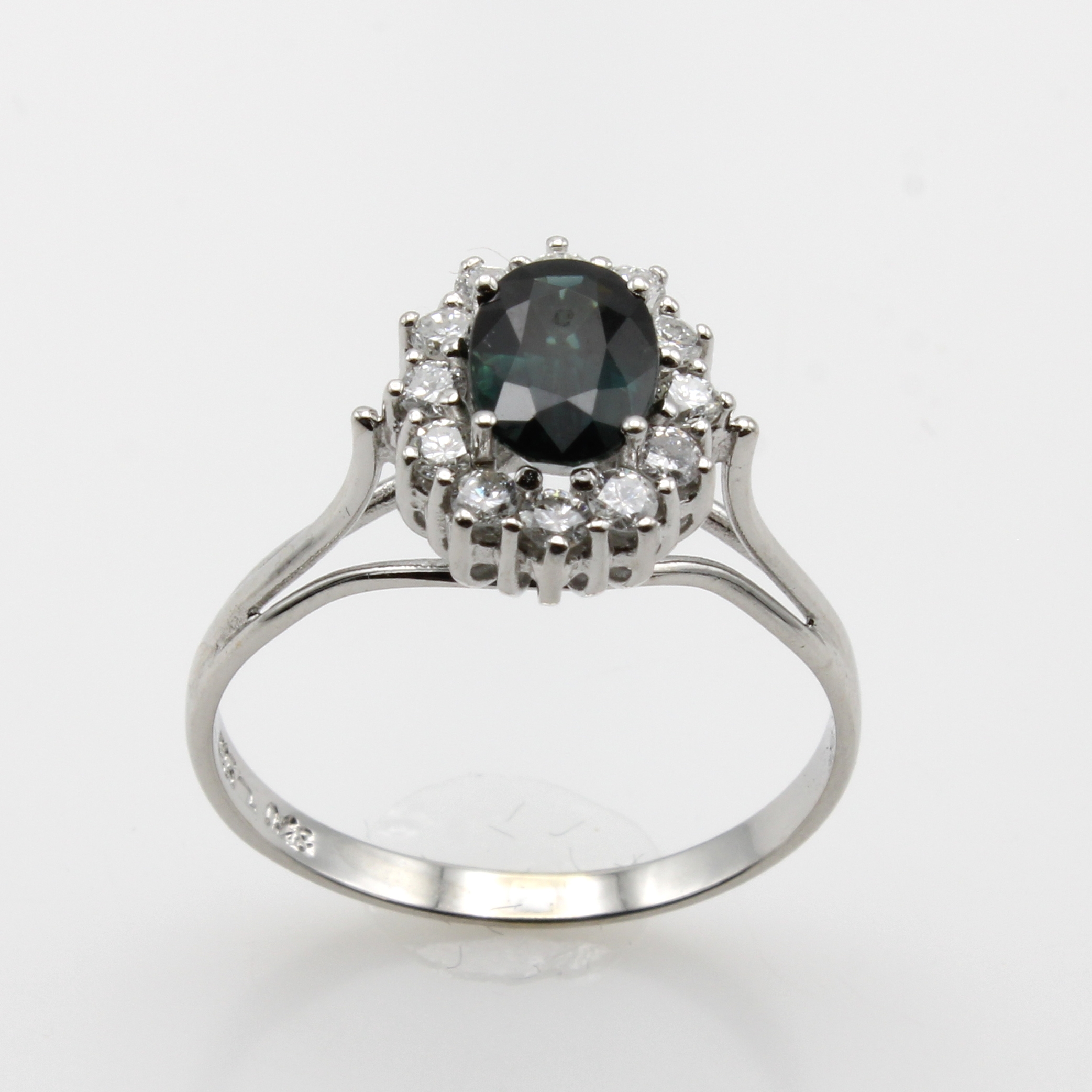 Image 27062676 - Ring mit Saphir und Brillanten, WG 585/000, Saphir ca. 1.20 ct und Brill. zus. ca. 0.48 ...