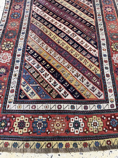 27062613g - ´Gendje´Kazak antik, Kaukasus, 19.Jhd, Wolle auf Wolle, ca. 265 x 118 cm, EHZ: 3( ...