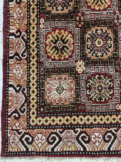 27062622b - Khotan antik, Torkestan, 19.Jhd, Wolle auf Wolle, ca. 345 x 170 cm, EHZ: 3(restauriert) ...