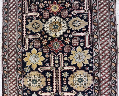 27062627b - ´Blattgabel´Schirwan antik, Kaukasus, 19.Jhd, Wolle auf Wolle, ca. 285 x 120 cm, EHZ: ...