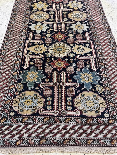 27062627g - ´Blattgabel´Schirwan antik, Kaukasus, 19.Jhd, Wolle auf Wolle, ca. 285 x 120 cm, EHZ: ...