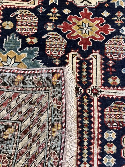 27062627h - ´Blattgabel´Schirwan antik, Kaukasus, 19.Jhd, Wolle auf Wolle, ca. 285 x 120 cm, EHZ: ...