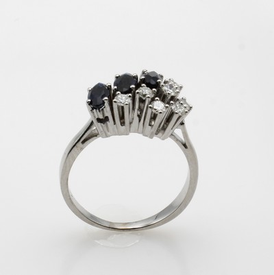 27062639a - Ring mit Saphiren und Brillanten, WG 750/000, Saphire zus. ca. 0.80 ct, Brill. zus. ca. ...