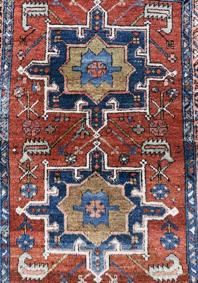 27062642c - Heriz antik, Persien, um 1900, Wolle auf Baumwolle, ca. 130 x 110 cm, EHZ: 3 ...