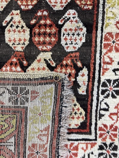 27062644g - Kazak antik, Kaukasus, 19.Jhd, Wolle auf Wolle, ca. 370 x 90 cm, EHZ: 2-3 Schätzpreis: ...