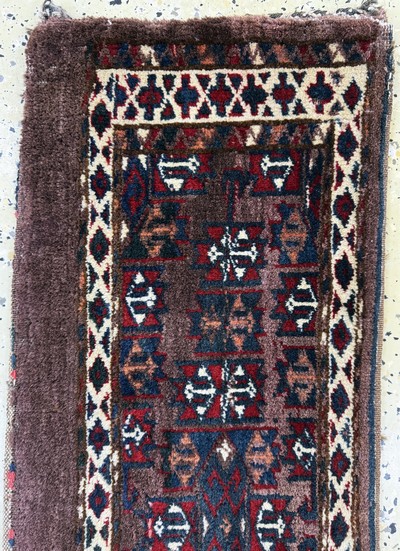 27062649a - Torba antik, Turkmenistan, um 1900, Wolle auf Wolle, ca. 86 x 33 cm, Mottenfraß, EHZ: ...