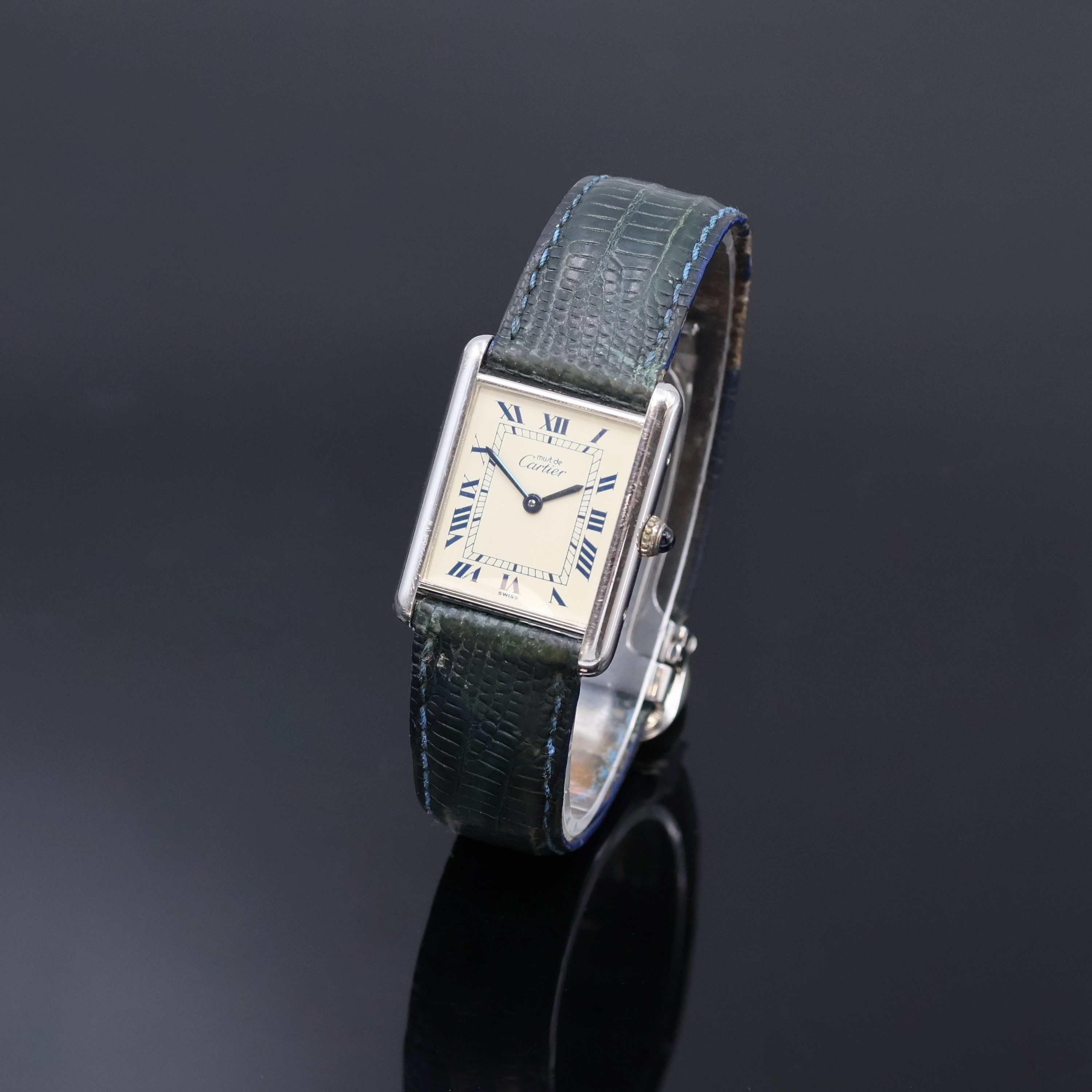 CARTIER Armbanduhr Serie Tank in Silber Referenz 690006, Schweiz um 1994, quarz, 4-fach verschr. 925er Silbergeh., Schmuckkrone, creme-farb. Ziffebl. ...