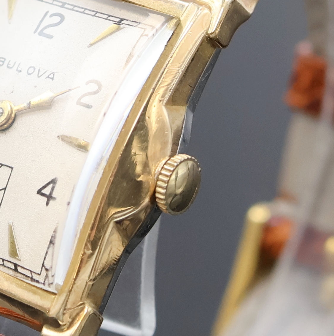 Detail c: BULOVA 2 vergoldete Armbanduhren, USA um 1950, beide Handaufzug, silb. Zifferbl. altersbed. pat./fl., 1.) Klappgeh., Formankerw., 17 St., Kal. 8AC, ...