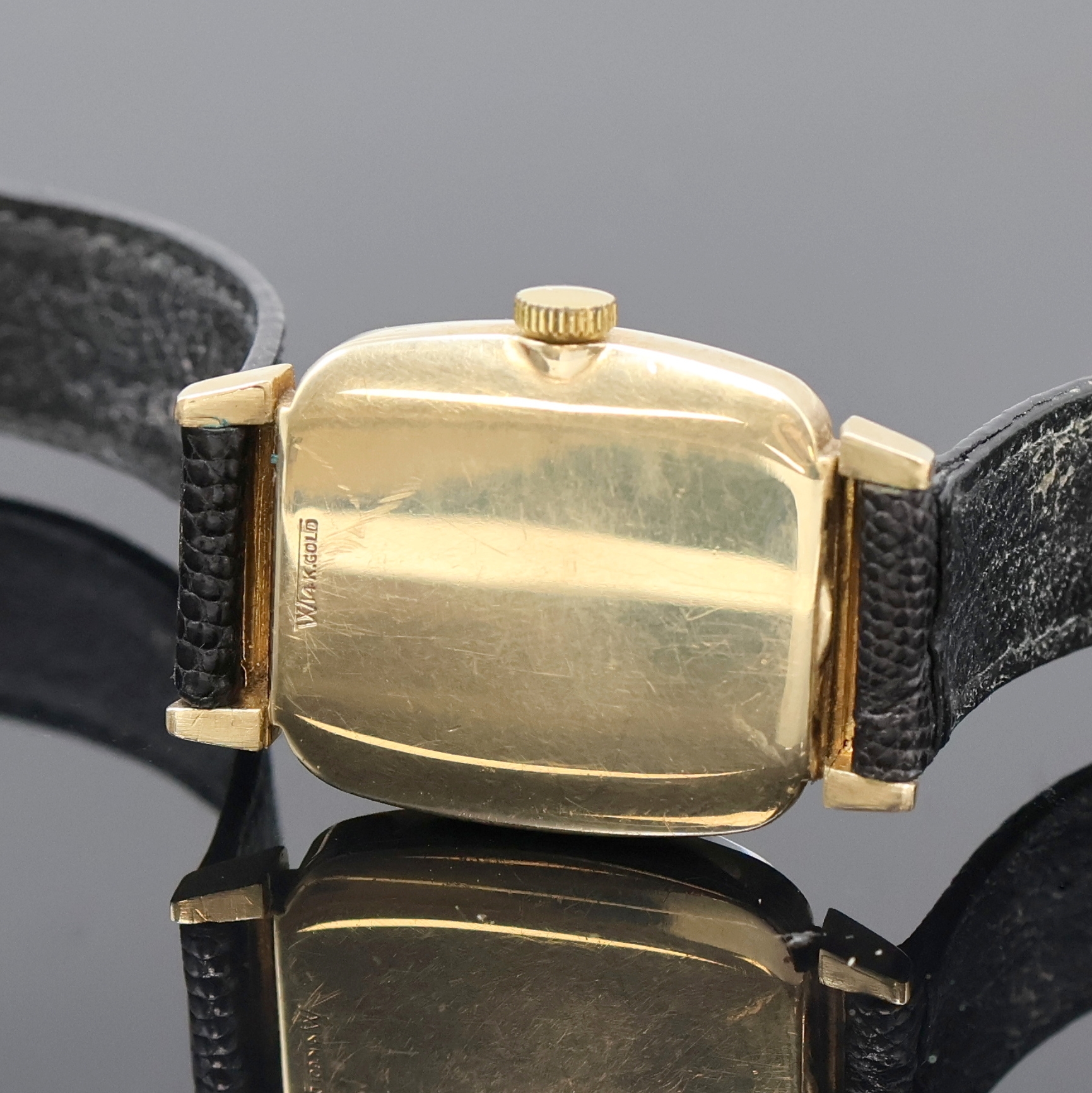 Detail h: 3 rechteckige Armbanduhren, USA um 1940/50, 2 x Elgin, davon 1 x 2-teil. GG 585/000 Geh., Boden aufgedr., schwarzes Zifferbl. bez. Lord Elgin rest., ...