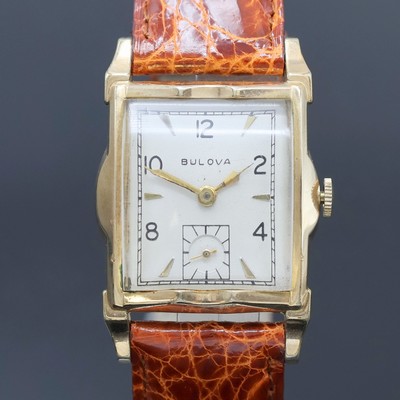 27062817a - BULOVA 2 vergoldete Armbanduhren, USA um 1950, beide Handaufzug, silb. Zifferbl. ...