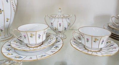 27062832b - Kaffeeservice für 6 Personen, Form Greque mit Streublumen, Fürstenberg, 20.Jh., ...