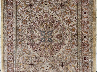 27062835b - Hereke silk fine signed, Turkey, mid-20th century, pure natural silk#´metal brocade#´, ...