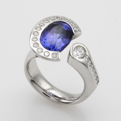 27062854a - Ring mit Tansanit, Diamant und Brillanten, WG 750/000, Tansanit v. sehr schöner Farbe ...