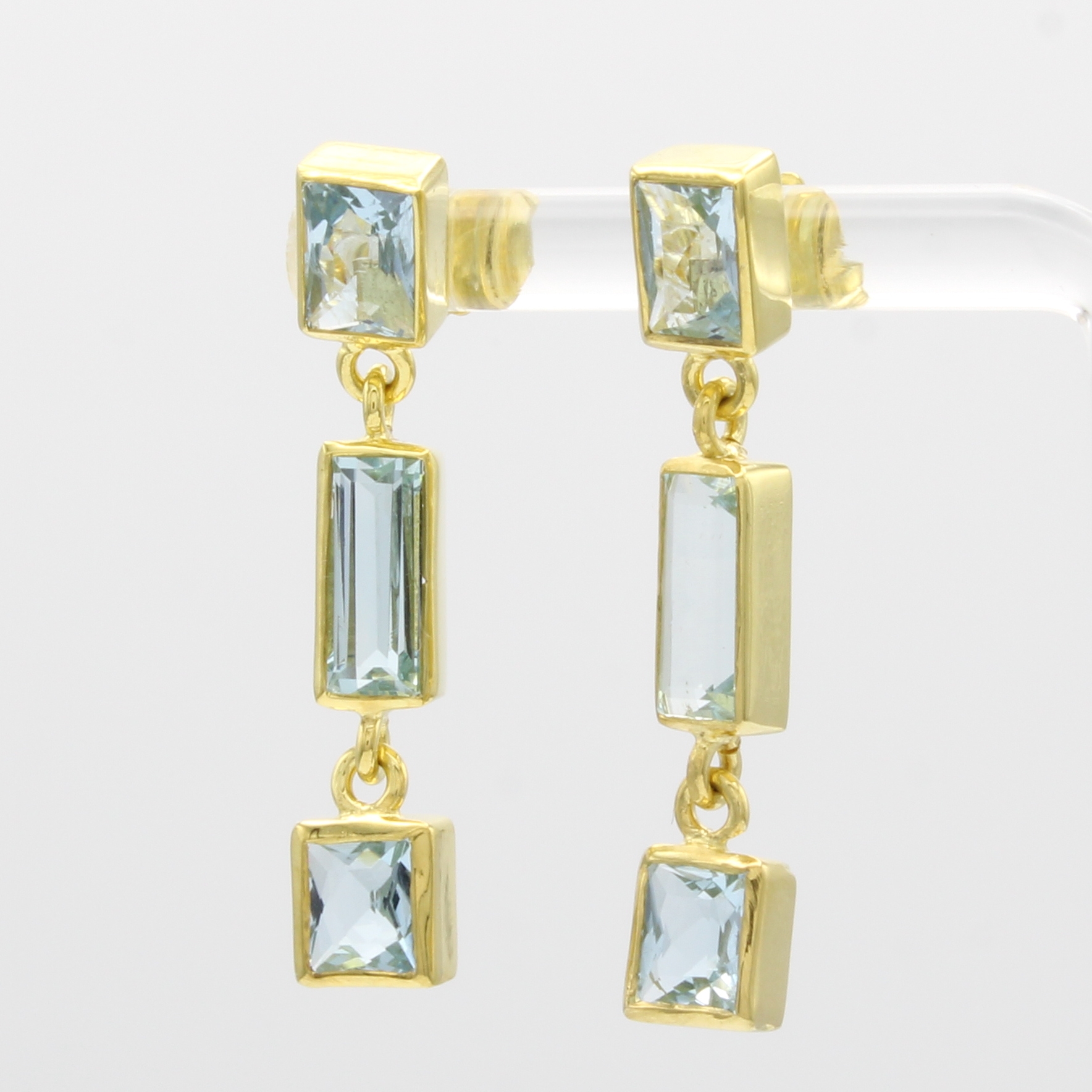 Image 27062923 - Paar Ohrgehänge mit Aquamarinen, GG 585/000, 6 rechteckige Aquam. zus. ca. 4.8 ct, ...