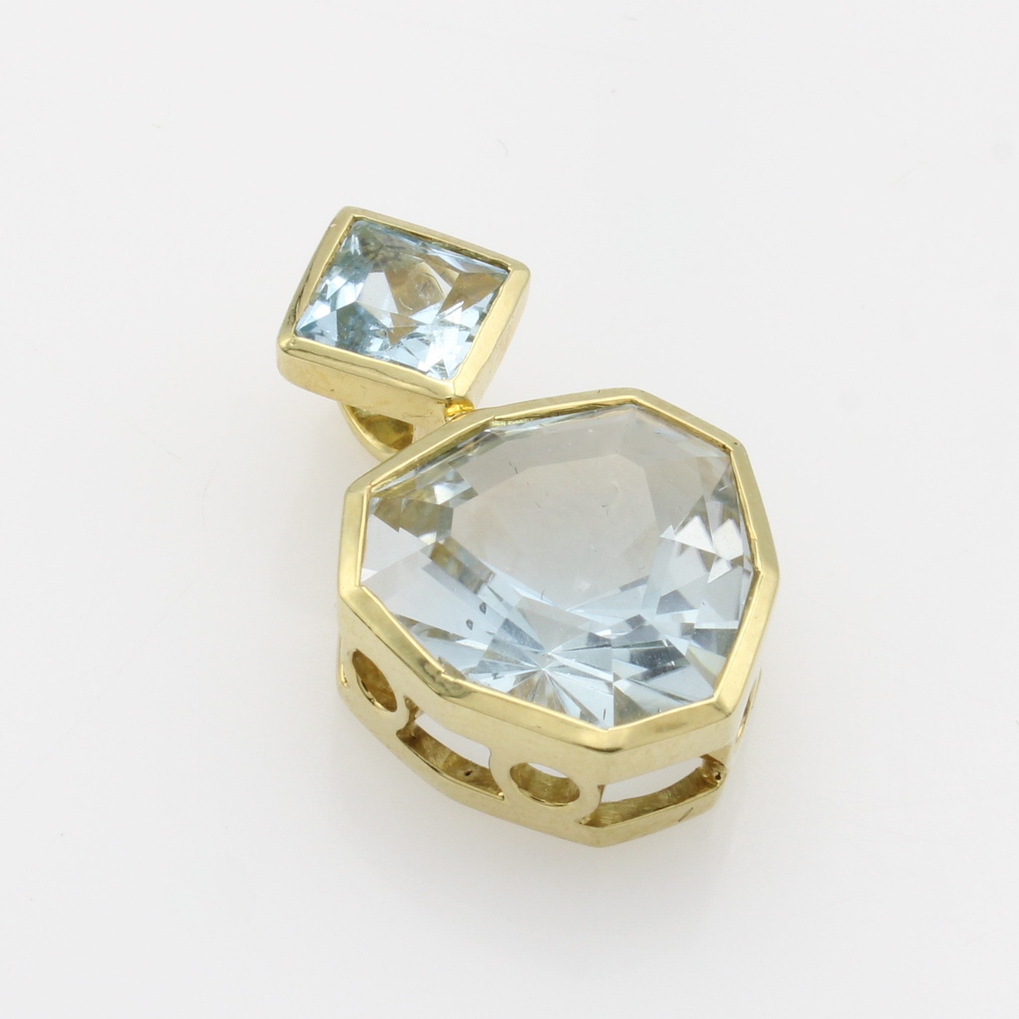 Image 27062935 - Anhänger mit Farbsteinen, GG 585/000, neuneckiger Topas (beh.) ca. 7.8 ct, carréef. ...