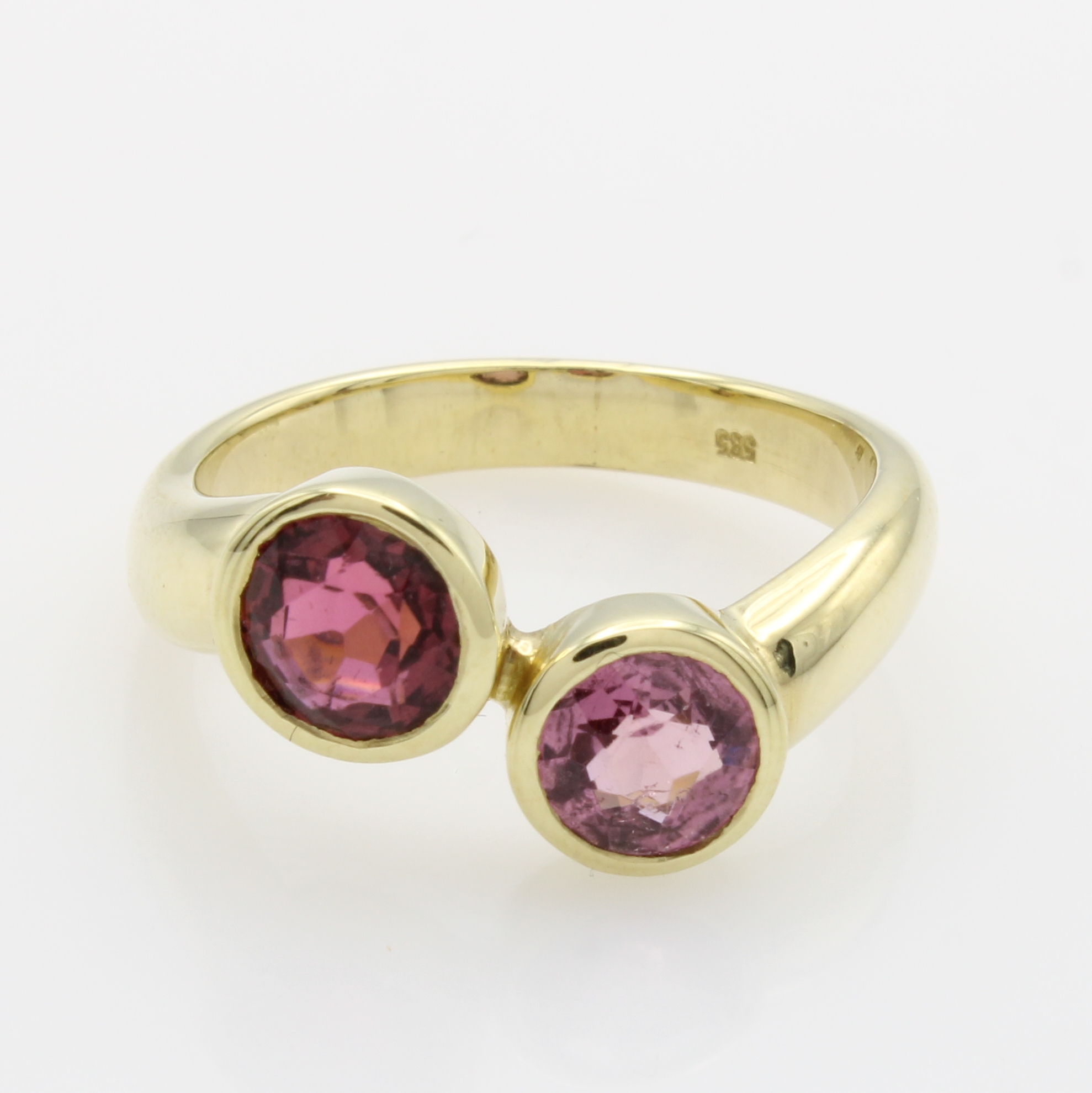Image 27062940 - Ring mit Turmalinen, GG 585/000, 2 runde Turmaline in versch. Rosatönen zus. ca. 1.77 ...